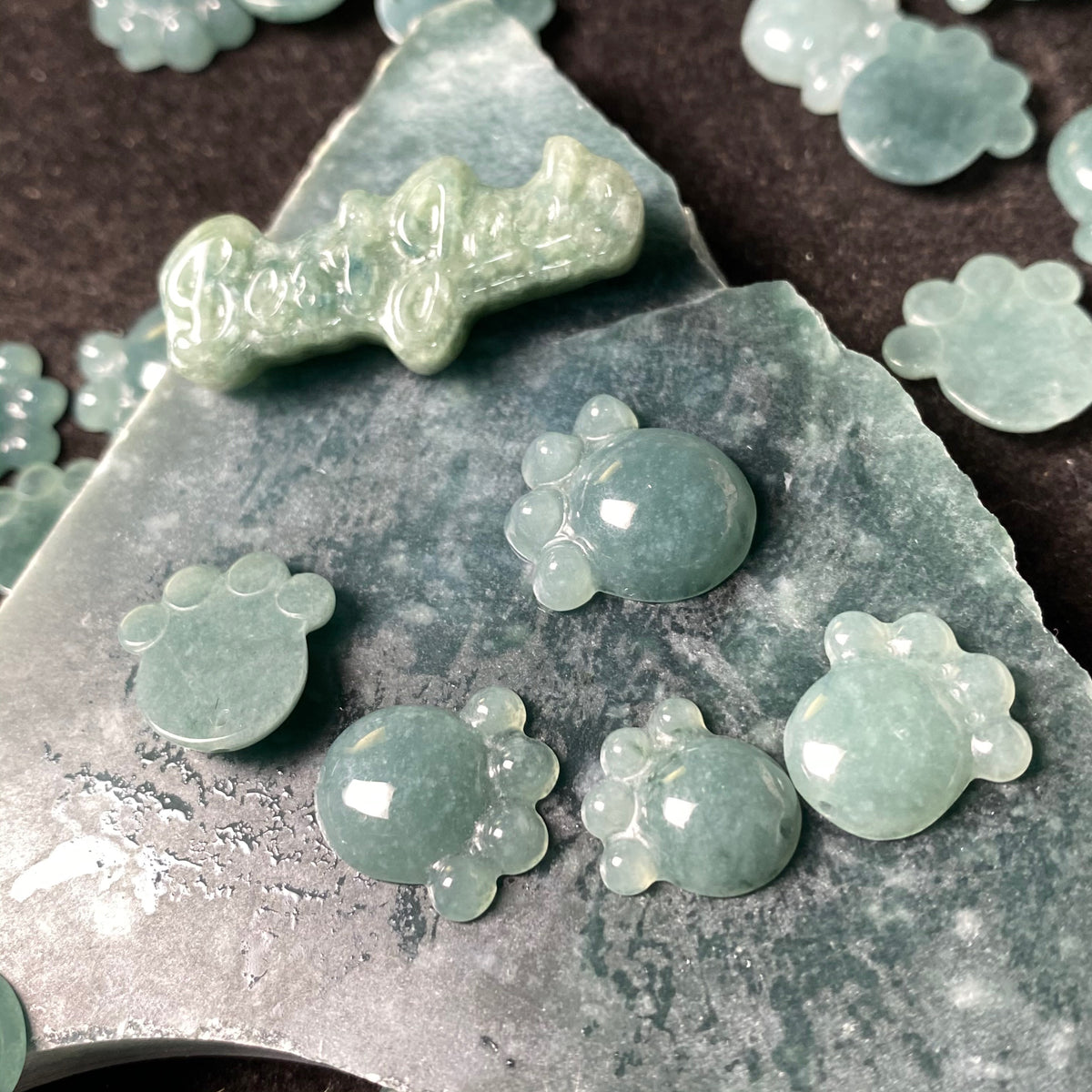 Große Lochperlen Natürlicher guatemaltekischer Jadeit Helldurchscheinende blaue Jade der Güteklasse A DIY-Ohrringe Perle Guatemala-Jade-Anhängerperle