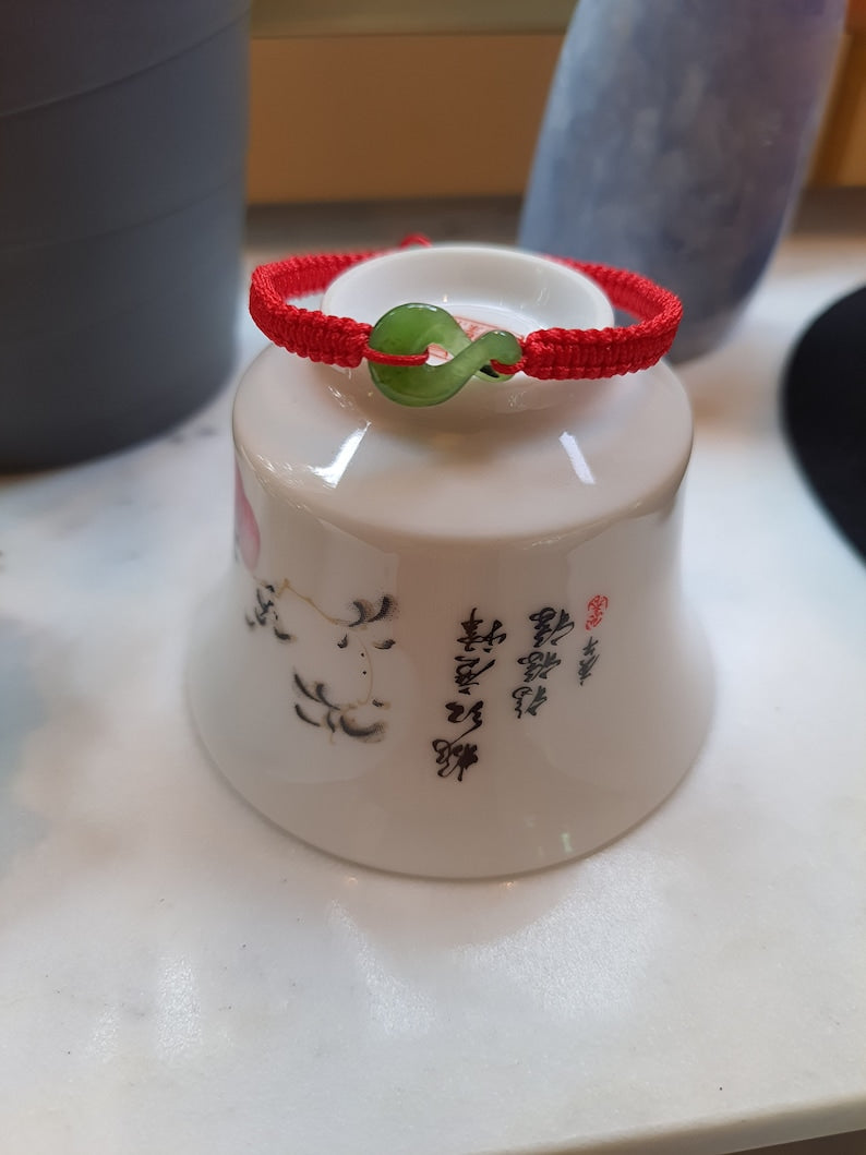 Canadian Nephrite Jade Infinity Twist Charm Chinese Red String Bracelet轉運紅繩手鍊