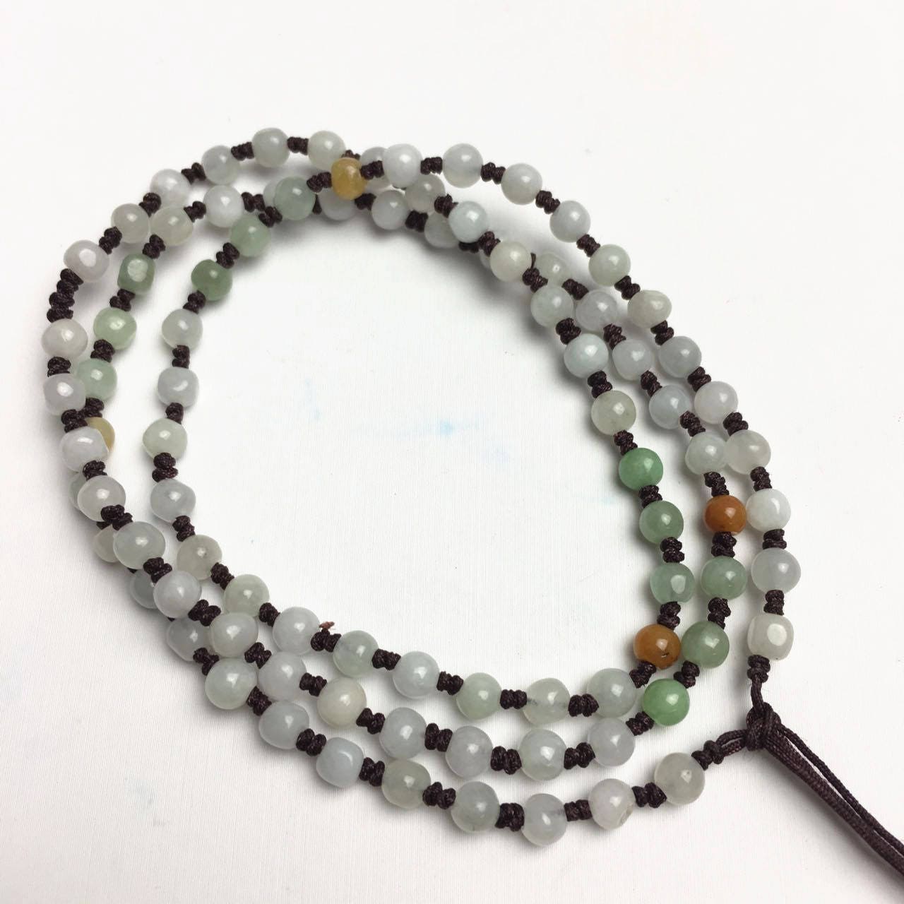 Certificated Grade A Natural Jade et Hand carved Necklace Chain Jadeite Round bead Size：3.5*3.5mm Green gemstone