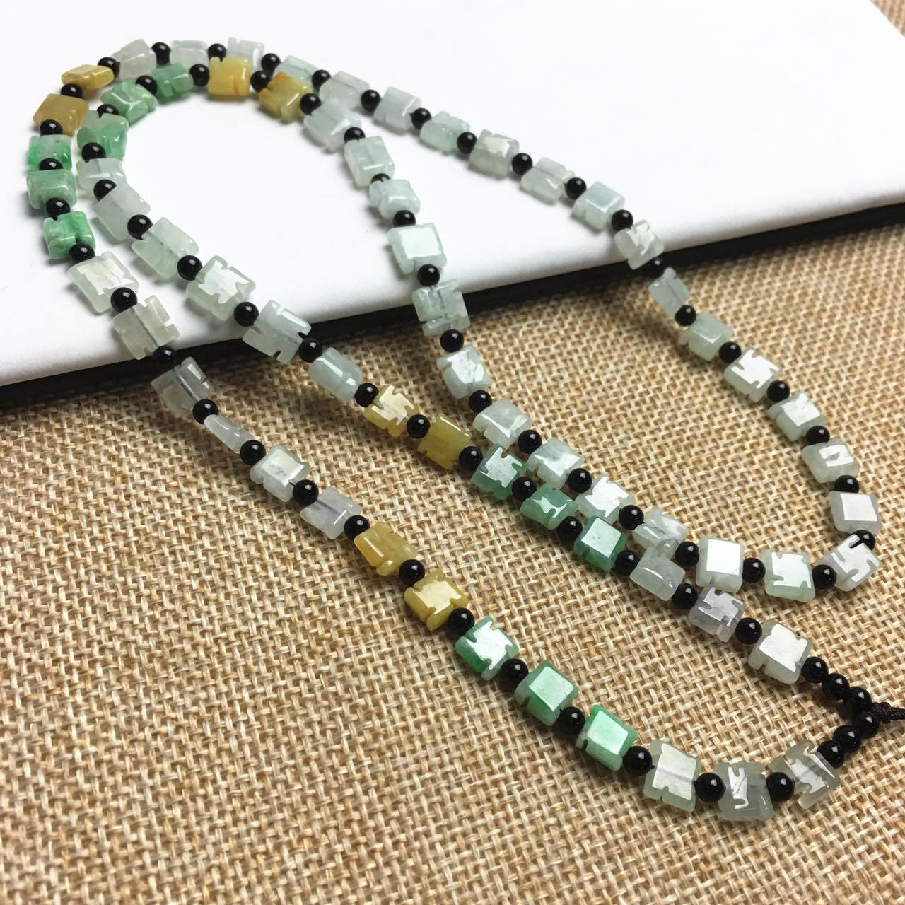 Certificated Grade A Natural Jadeite Black agate Hand carved Necklace Girl Chain Round bead Size:7*7mm Green gemstone Burma 冰种三彩珠链