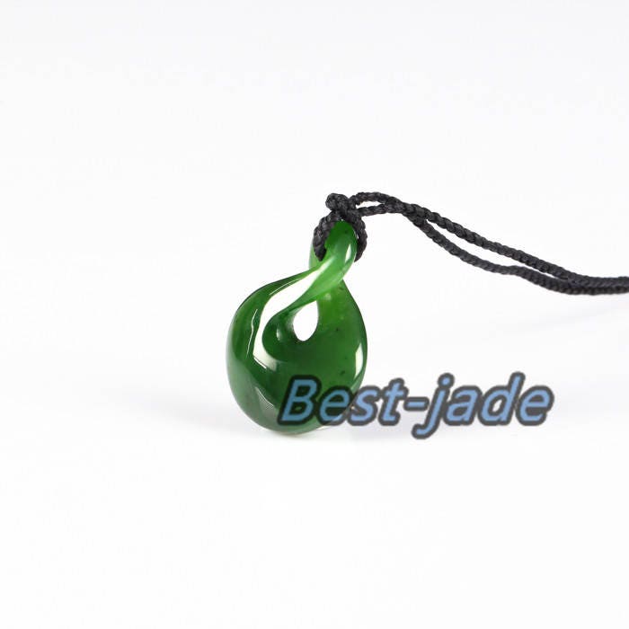 Apple Green Hei Toki Pendant Necklace NZ NEW ZEALAND Maori Style Greenstone Nephrite jade Pounamu Bc jasper Canadian jasper