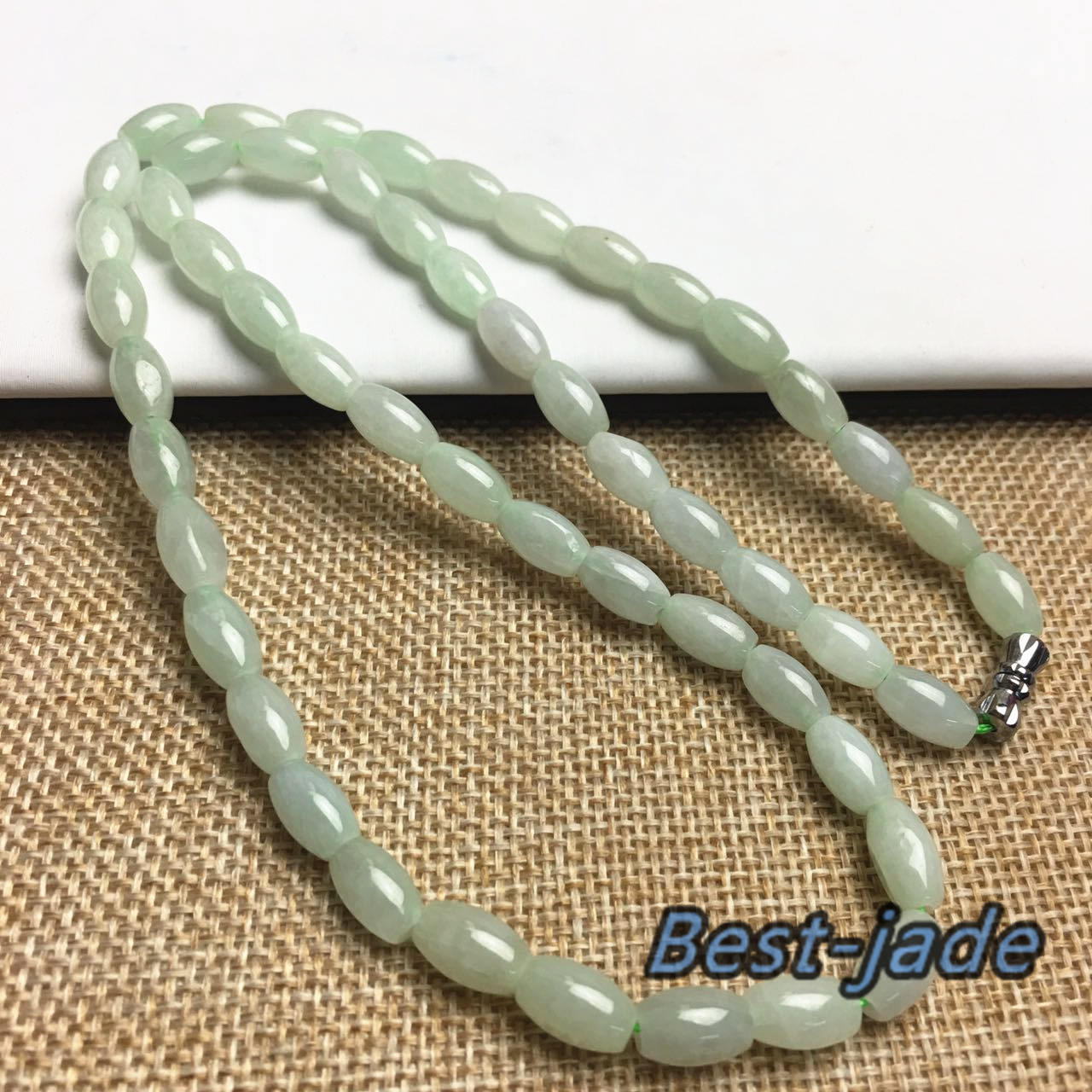 Certificated Grade A Natural Jade et Hand carved Necklace Girl Chain Jadeite Round bead Size：6*9mm Green gemstone Burma