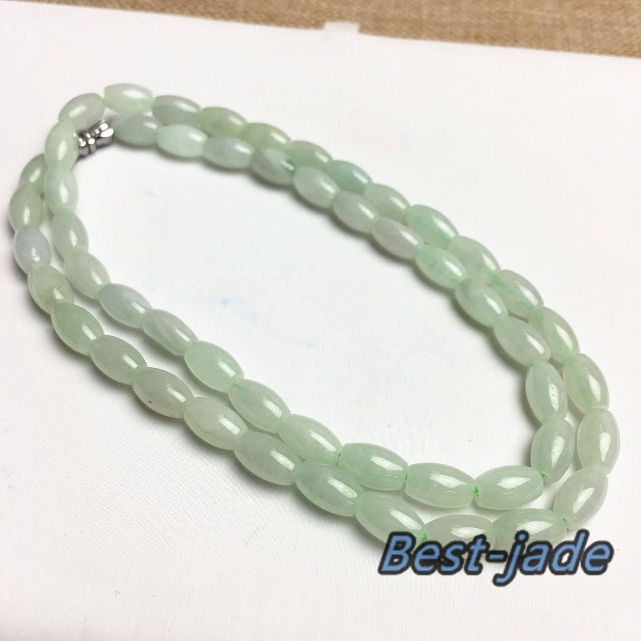 Certificated Grade A Natural Jade et Hand carved Necklace Girl Chain Jadeite Round bead Size：6*9mm Green gemstone Burma