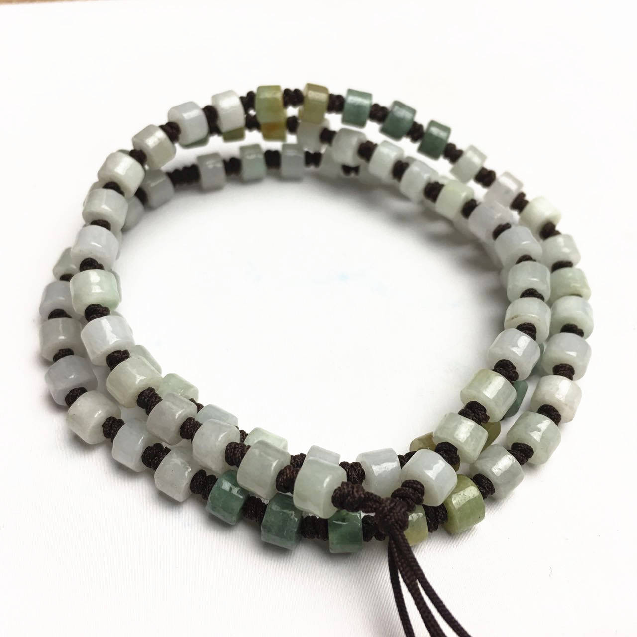 Certificated Grade A Natural Jade et Hand carved Necklace Girl Chain Jadeite Round bead Size：5.5*4mm Green gemstone Burma