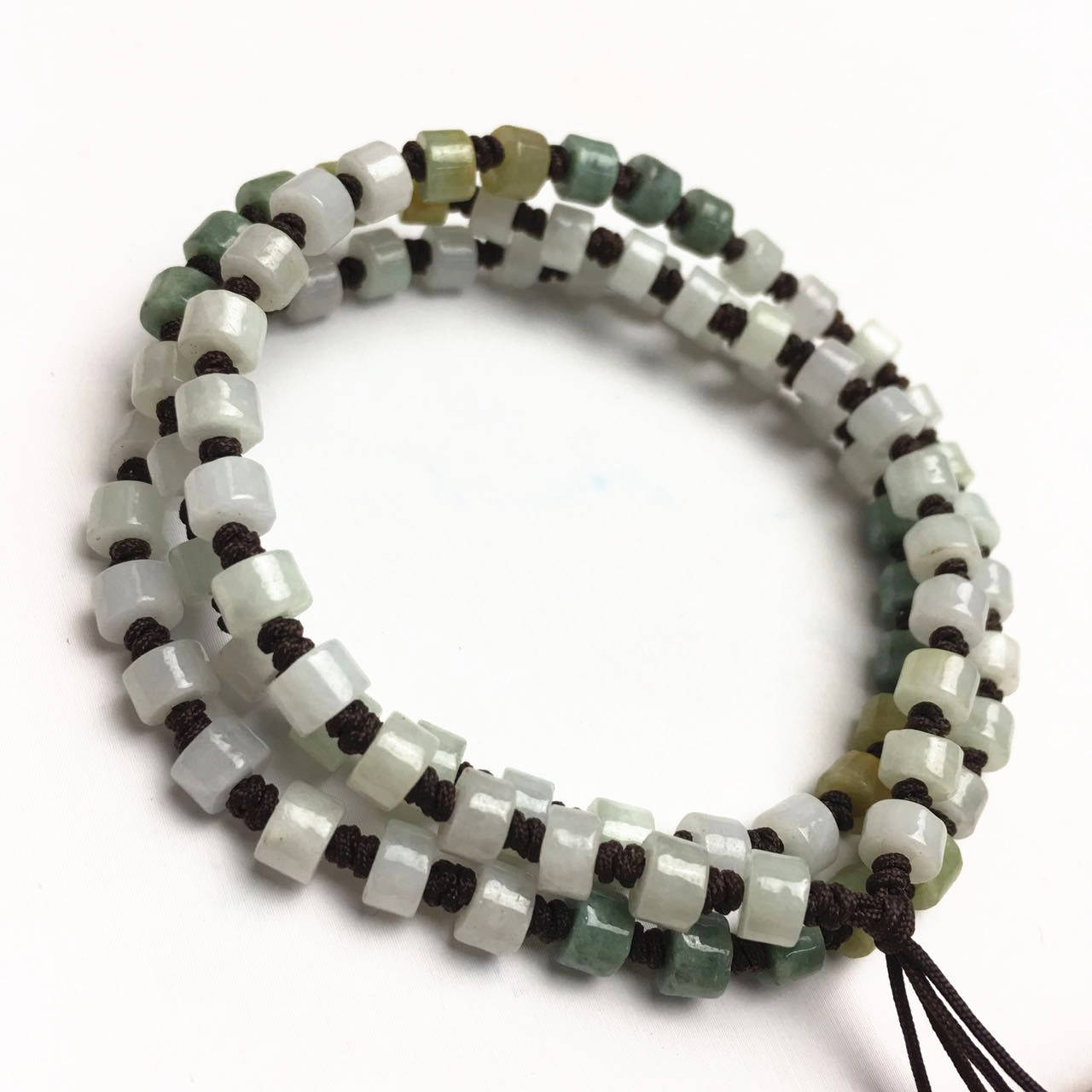 Certificated Grade A Natural Jade et Hand carved Necklace Girl Chain Jadeite Round bead Size：5.5*4mm Green gemstone Burma