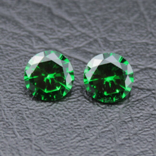 50PCS 1~10MM Grade 5A Green Cubic Zircon Bead Gemstone Loose Round