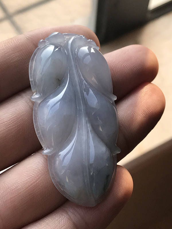 Certified Foliage Leaf lavender Ice Jade hand carved Natural Grade A purple Jadeite Burma pendant Necklace Charm hangs falls Anhänger Leaves