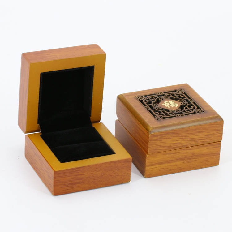 Solid wood Handmade Decorative Jewelry Box Keepsake Storage ring  ear stud Gift Box Chinese style square shape