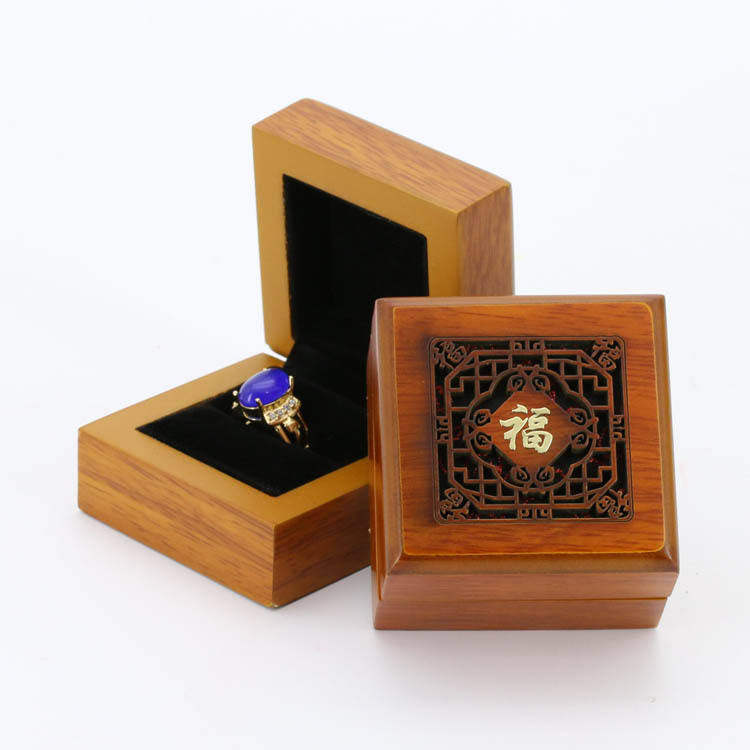 Solid wood Handmade Decorative Jewelry Box Keepsake Storage ring  ear stud Gift Box Chinese style square shape