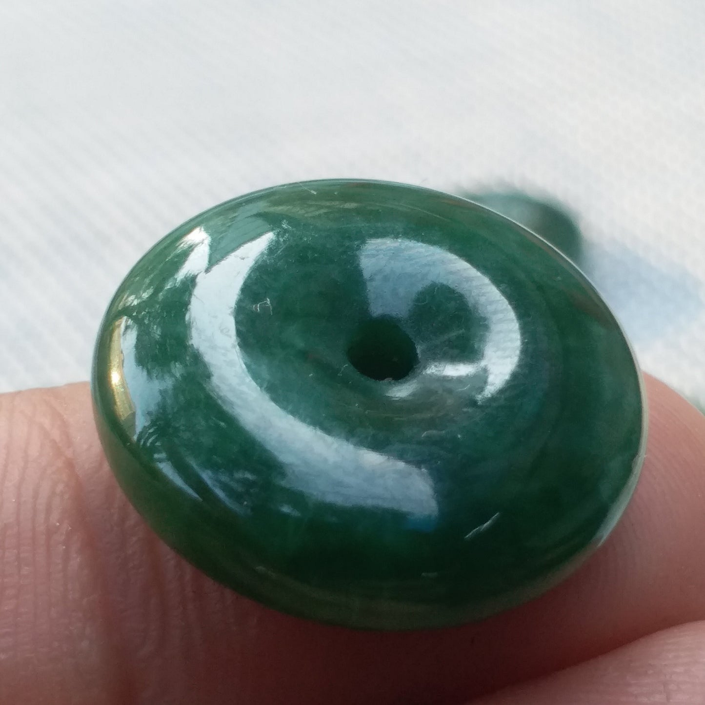 Donut shape Apple Green Small Pendant Necklace NZ  Maori Style Greenstone Nephrite jade Pounamu Flat Disc Donut bc greenstone