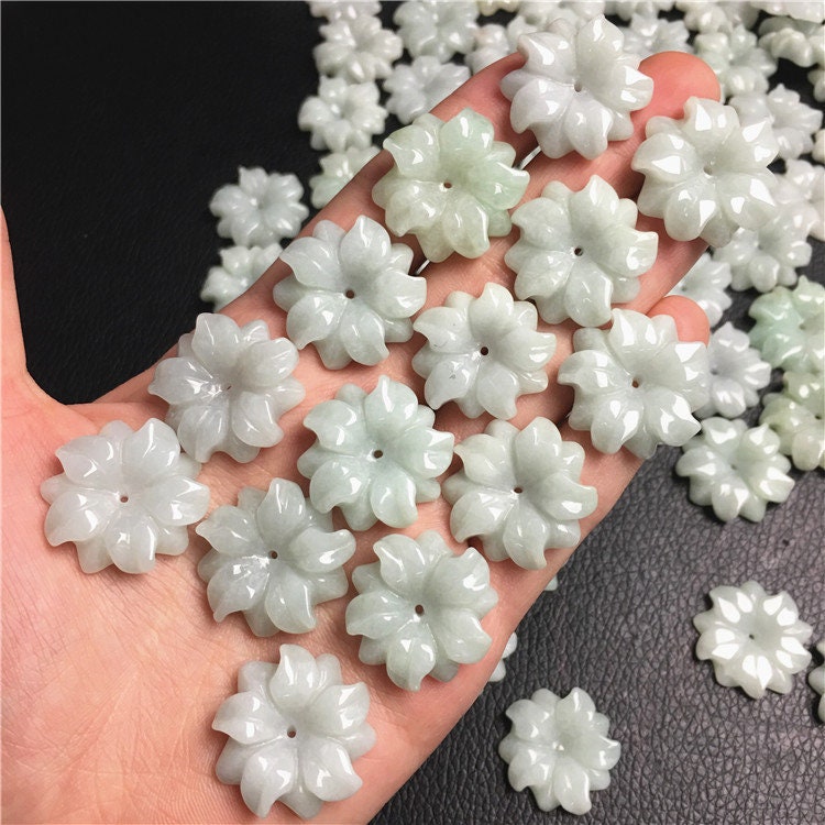 Wholesale Flower pendant  Natural Grade A Stone Green Jade ICE Jadeite Chinese Carved ,Myanmar hang necklace Blume f. fleur varié