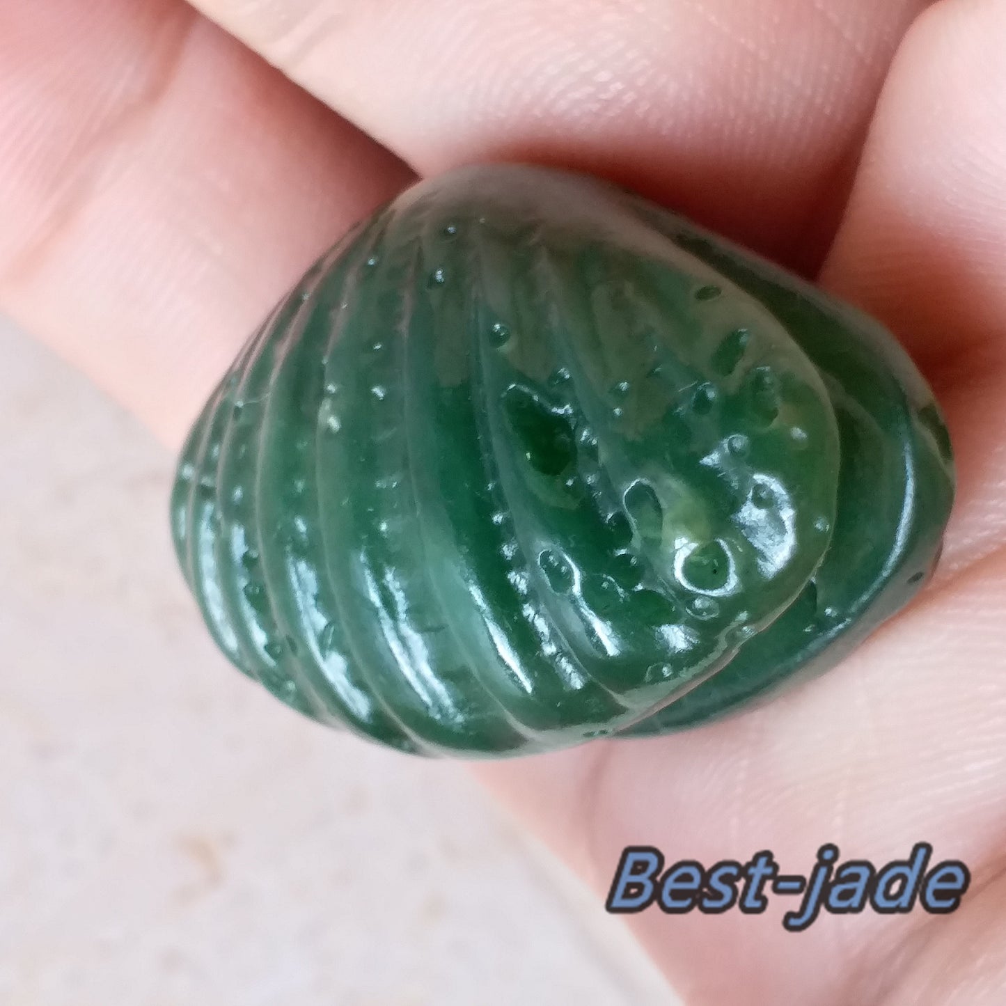 1 STÜCK Ausgehöhlte Sseashell Coquille Perlen Kanadische Jade Nephrit Grüner Jaspis Grünstein Pounamu Anhänger Halskette Perle NZ Jadeware