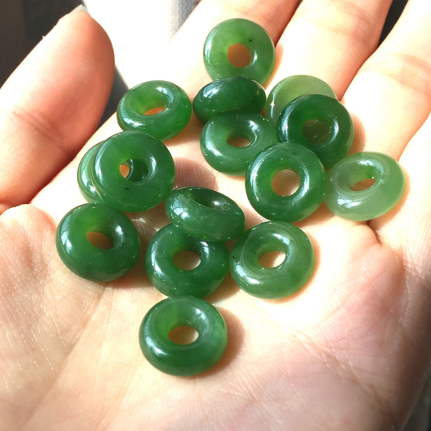 Donut shape Apple Green Pendant Necklace NZ Maori Style Greenstone Nephrite BC jade Pounamu Flat Disc greenstone Jasper doughnut beads