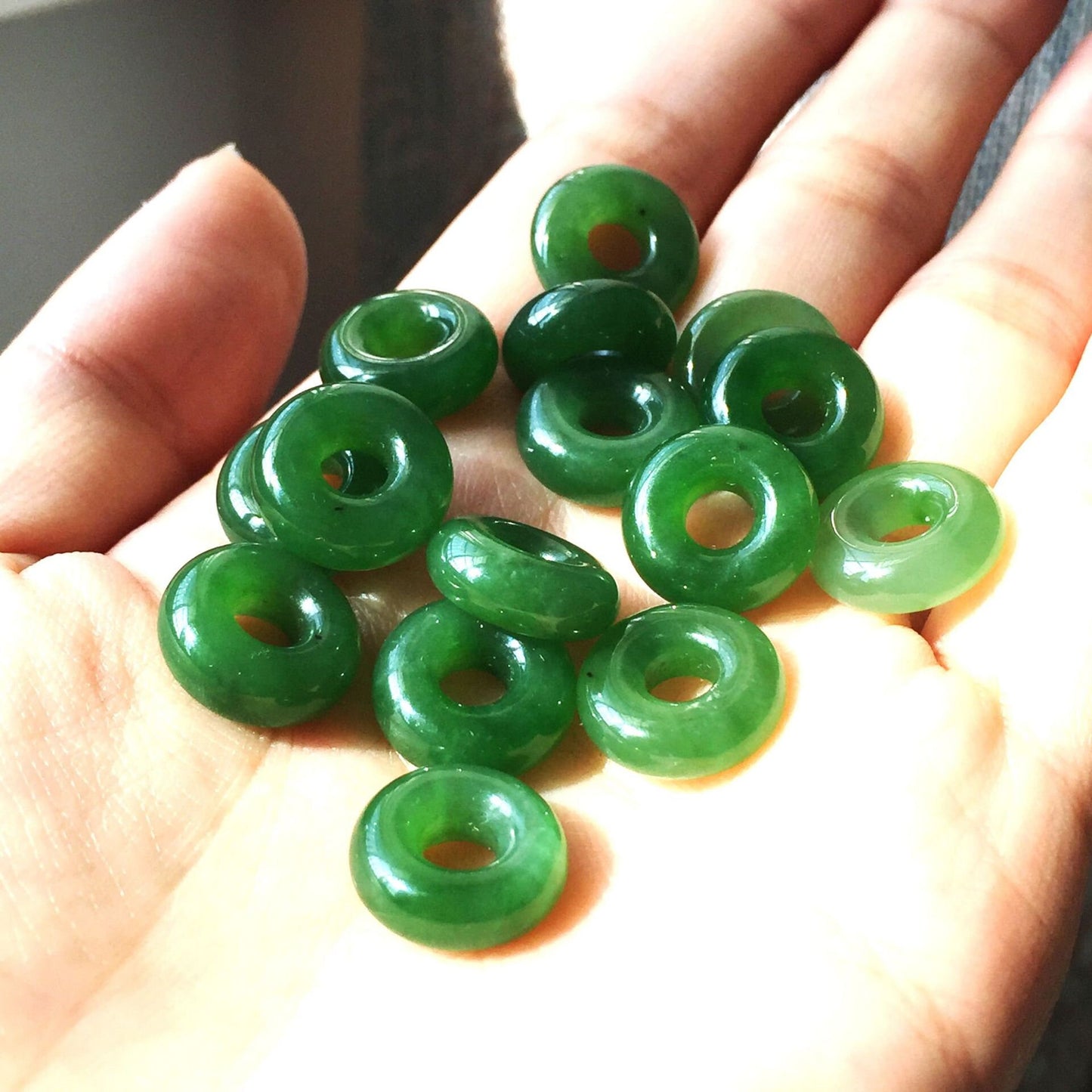 Donut shape Apple Green Pendant Necklace NZ Maori Style Greenstone Nephrite BC jade Pounamu Flat Disc greenstone Jasper doughnut beads