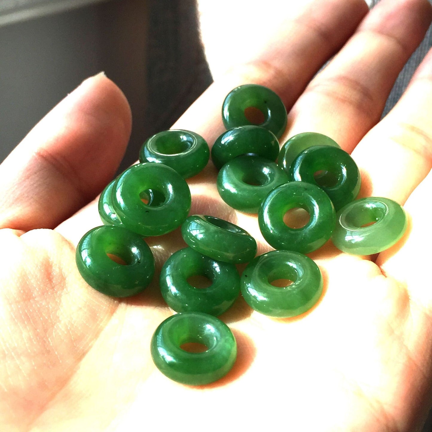 Donut shape Apple Green Pendant Necklace NZ Maori Style Greenstone Nephrite BC jade Pounamu Flat Disc greenstone Jasper doughnut beads