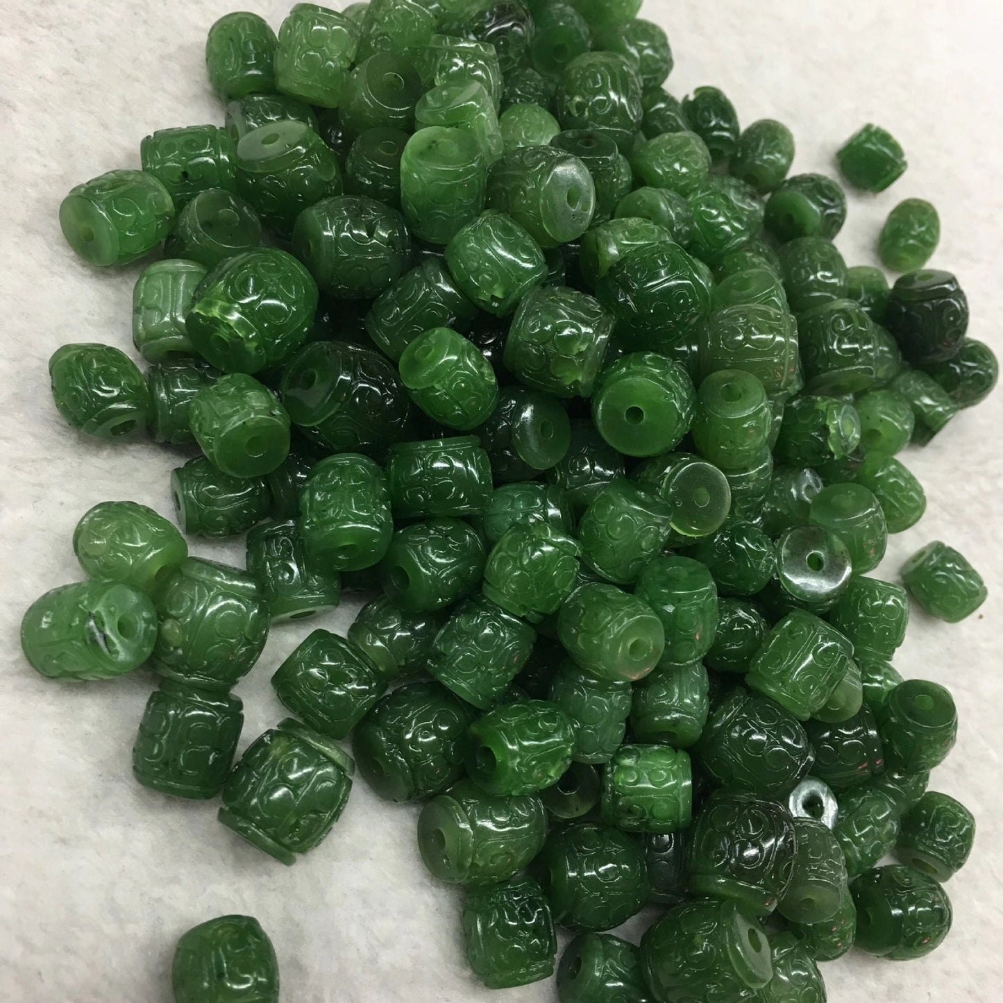 Small  Barrel Beads Natural Green Canadian jade Nephrite Greenstone Pounamu Pearl Maori style NZ jade капля Kügelchen jaspe grüner Jade