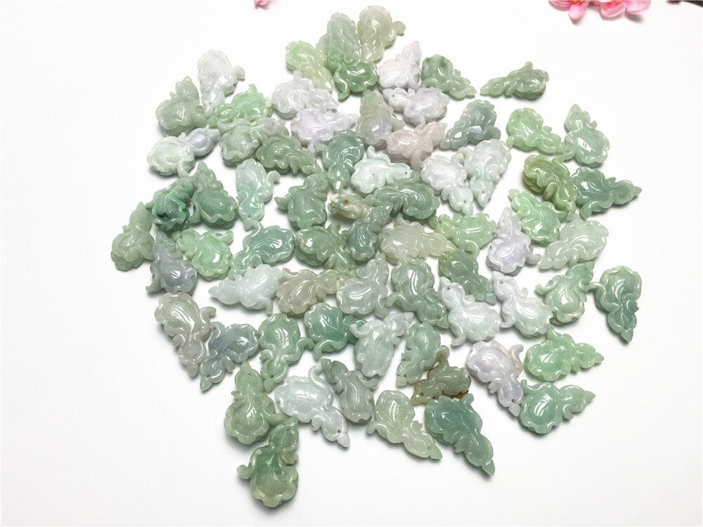 30PCS Grade A Jadeite Chinese cabbage pendant Natural Grade A Jade ICE Jadeit Chinese Beads,Myanmar Baby hang necklace earrings drop