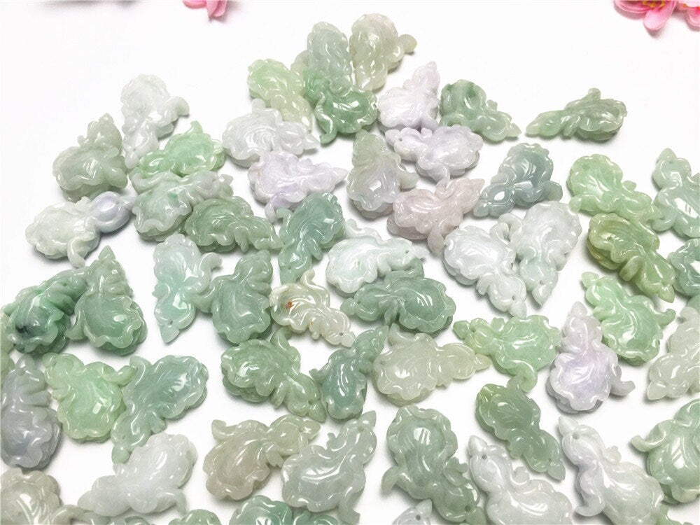 30PCS Grade A Jadeite Chinese cabbage pendant Natural Grade A Jade ICE Jadeit Chinese Beads,Myanmar Baby hang necklace earrings drop