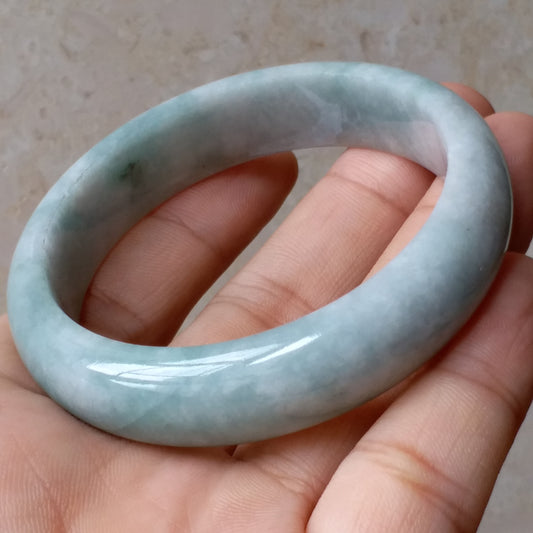 55.4mm Light green Grade A jade Natural Jade Bangle Bracelet  Lady Hand carved Chain Jadeite  淡紫翡翠手镯