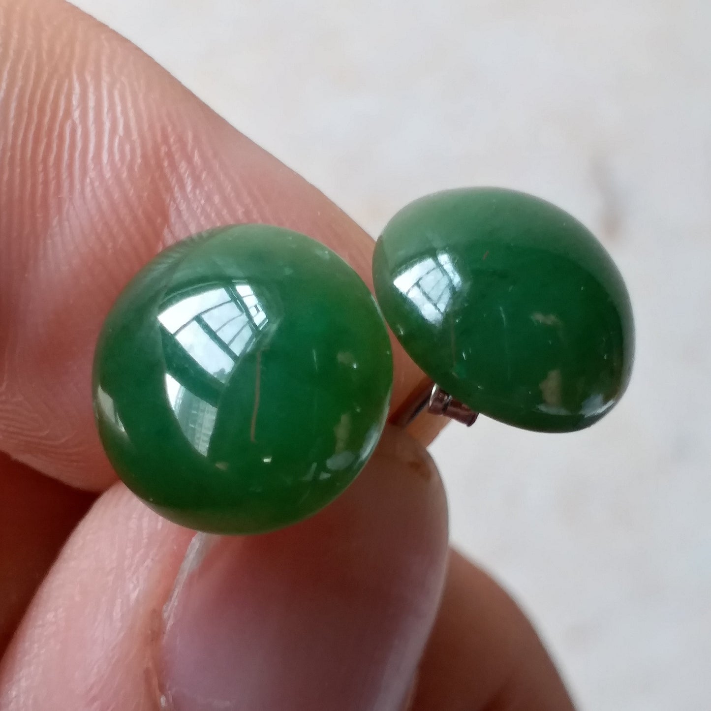 Ear Stud Natural Nephrite Earrings Canadian  Jade hand carved  Greenstone  Jasper NZ jade Maori Pounamu Ohrringe Oreille clou Brincos Серьги