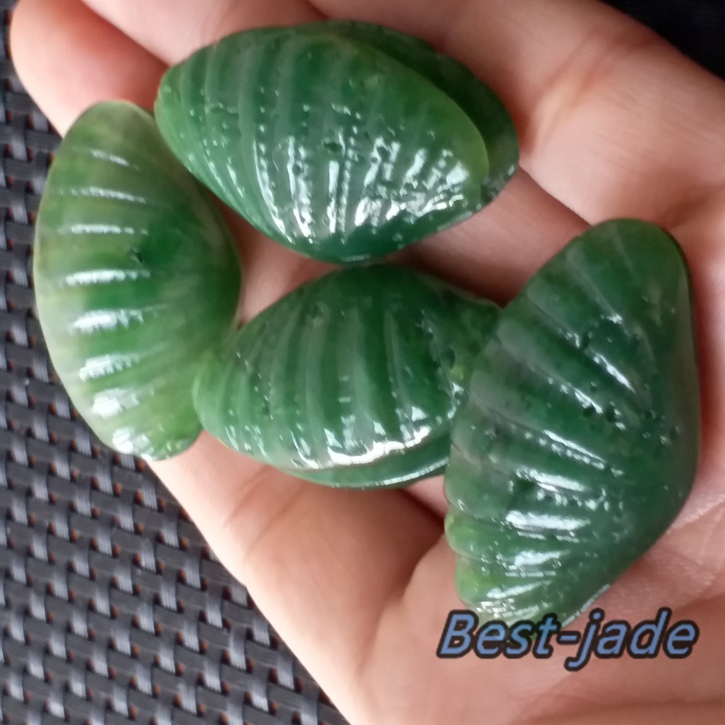 1 STÜCK Ausgehöhlte Sseashell Coquille Perlen Kanadische Jade Nephrit Grüner Jaspis Grünstein Pounamu Anhänger Halskette Perle NZ Jadeware