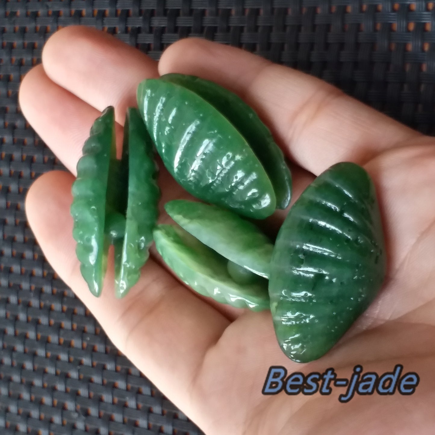 1 STÜCK Ausgehöhlte Sseashell Coquille Perlen Kanadische Jade Nephrit Grüner Jaspis Grünstein Pounamu Anhänger Halskette Perle NZ Jadeware