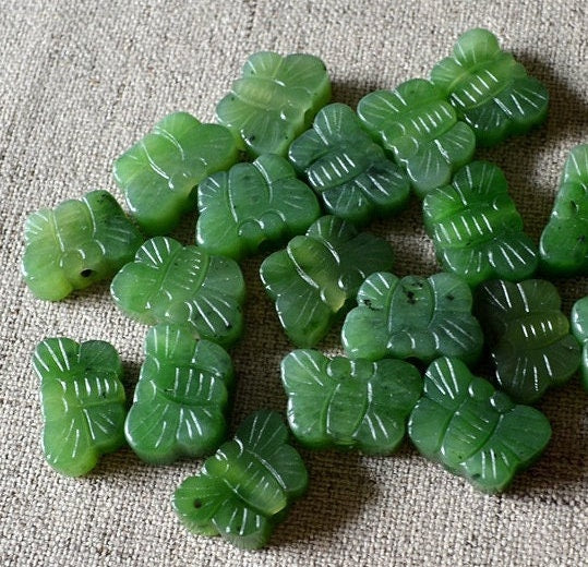 10 PCS Small Butterfly Beads Natural Canadian jade Nephrite Greenstone Pounamu Pearl Maori style NZ jade капля Kügelchen jaspe grüner Jade