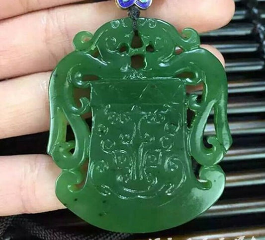 Green Nephrite Hollow Pendant NZ Greenstone jasper Pounamu Children Canadian jade Gemstones grüner Beads  яшма Chinese  Lady Necklace 双龙戏珠