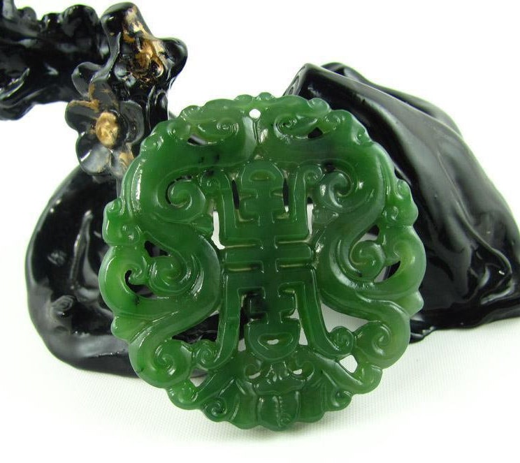 Vintage Dragon Green Nephrite Hollow Pendant NZ Greenstone jasper Pounamu Canadian jade Gemstones grüner Beads  яшма Chinese Lady Necklace