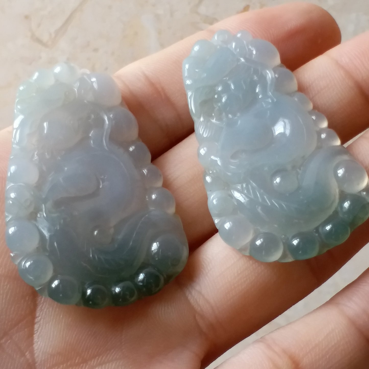 1Pair Dragon ICE Glass JADE Hand craved Natural（Grade A）Green Jadeite Lady pendant necklace BEADS Anhänger Gemstone Hanging A stone Lover