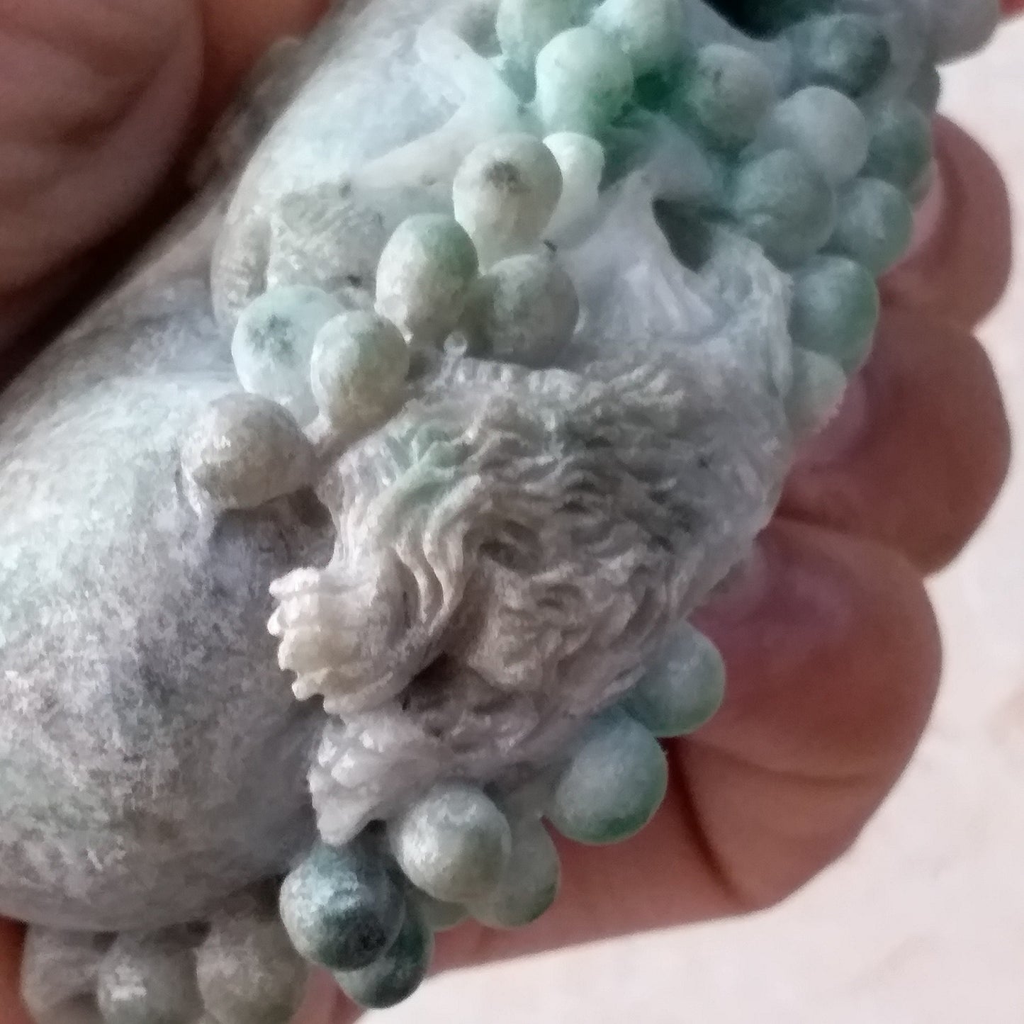 Hand Held Massage Jadeite Big pendant No polishing Hand craved Natural（Grade A）Green Burma jade BEADS Anhänger Gemstone Hanging A stone