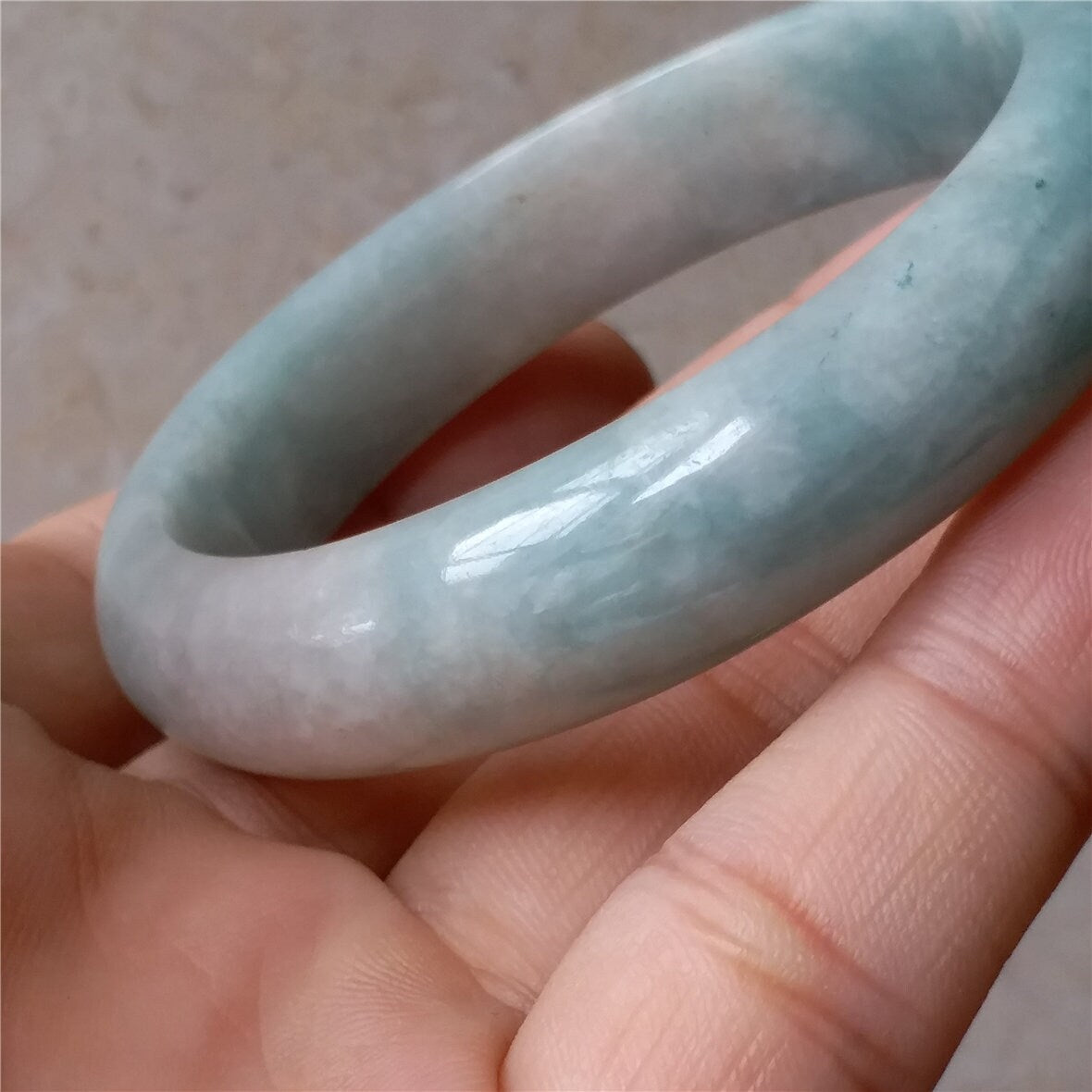 55.6mm Light green Grade A jade Natural Jade Hand carved  Bangle Bracelet  Lady Chain Jadeite Type A stone armreife Джейд браслеты 翡翠手镯