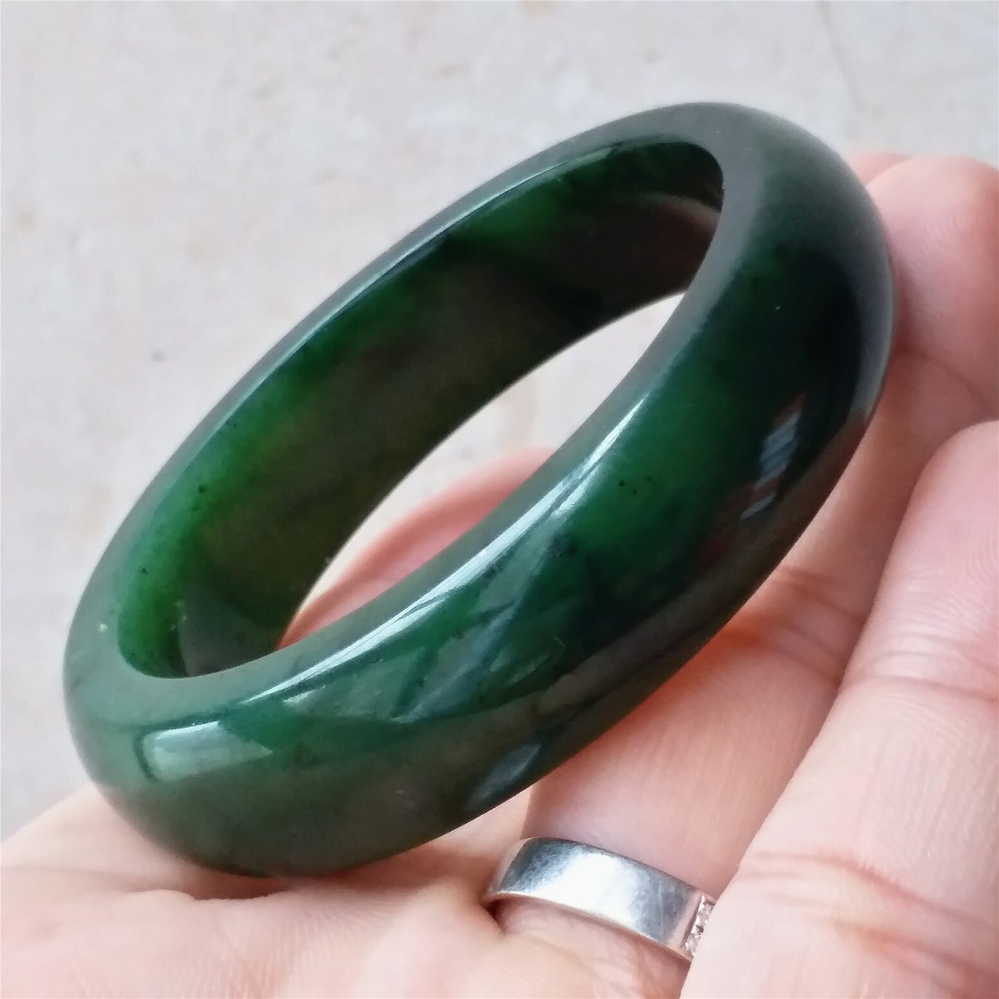 52.7mm Grade A Nephrite Round bangle Natural Green stone Canadian Jade Bracelet Pounamu Nephrite  Jade lady Canadian Jasper BC Greenstone