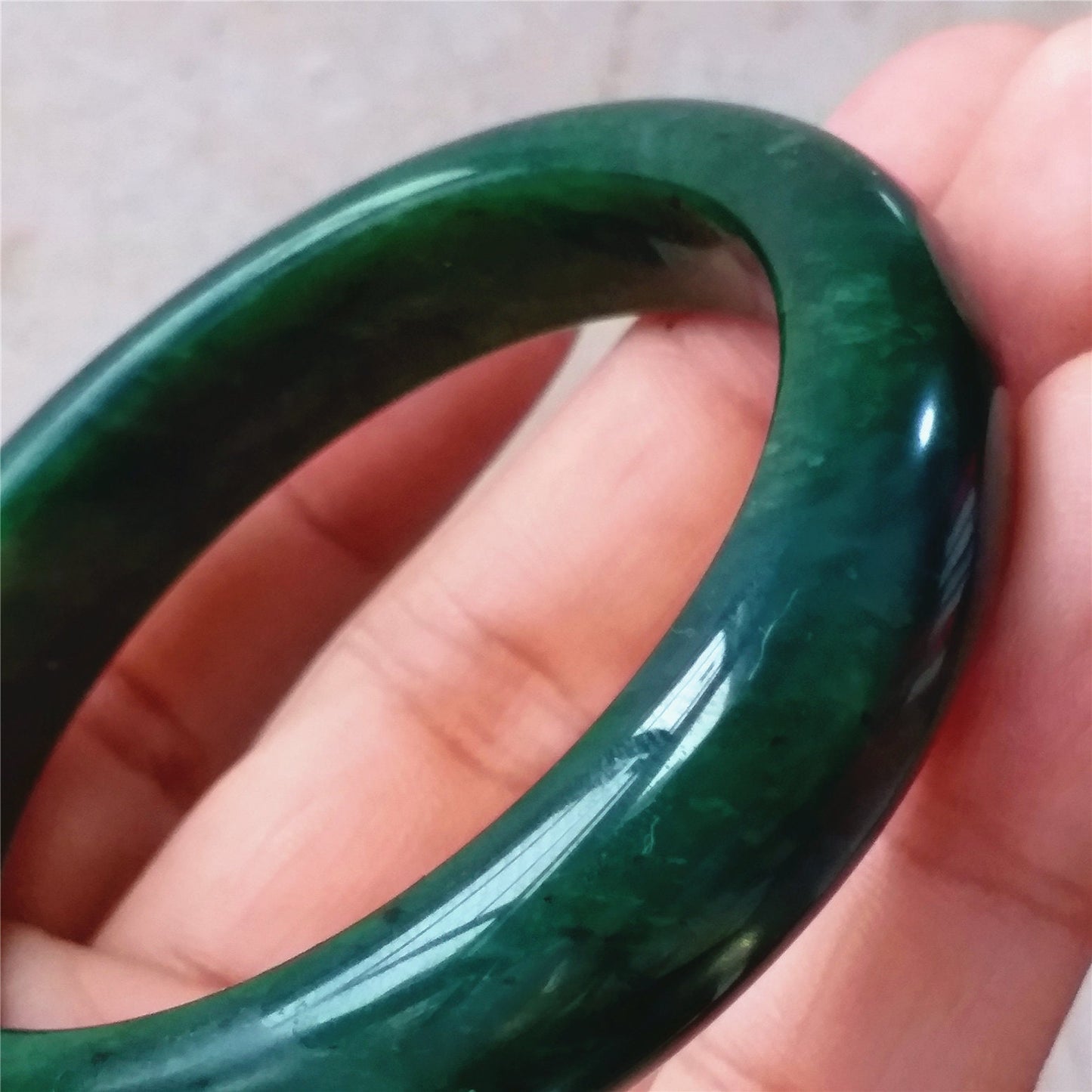 56.9mm Natural Nephrite Round bangle  Green stone Canadian Jade Bracelet Pounamu Nephrite  Jade lady Canadian Jasper BC Greenstone 06