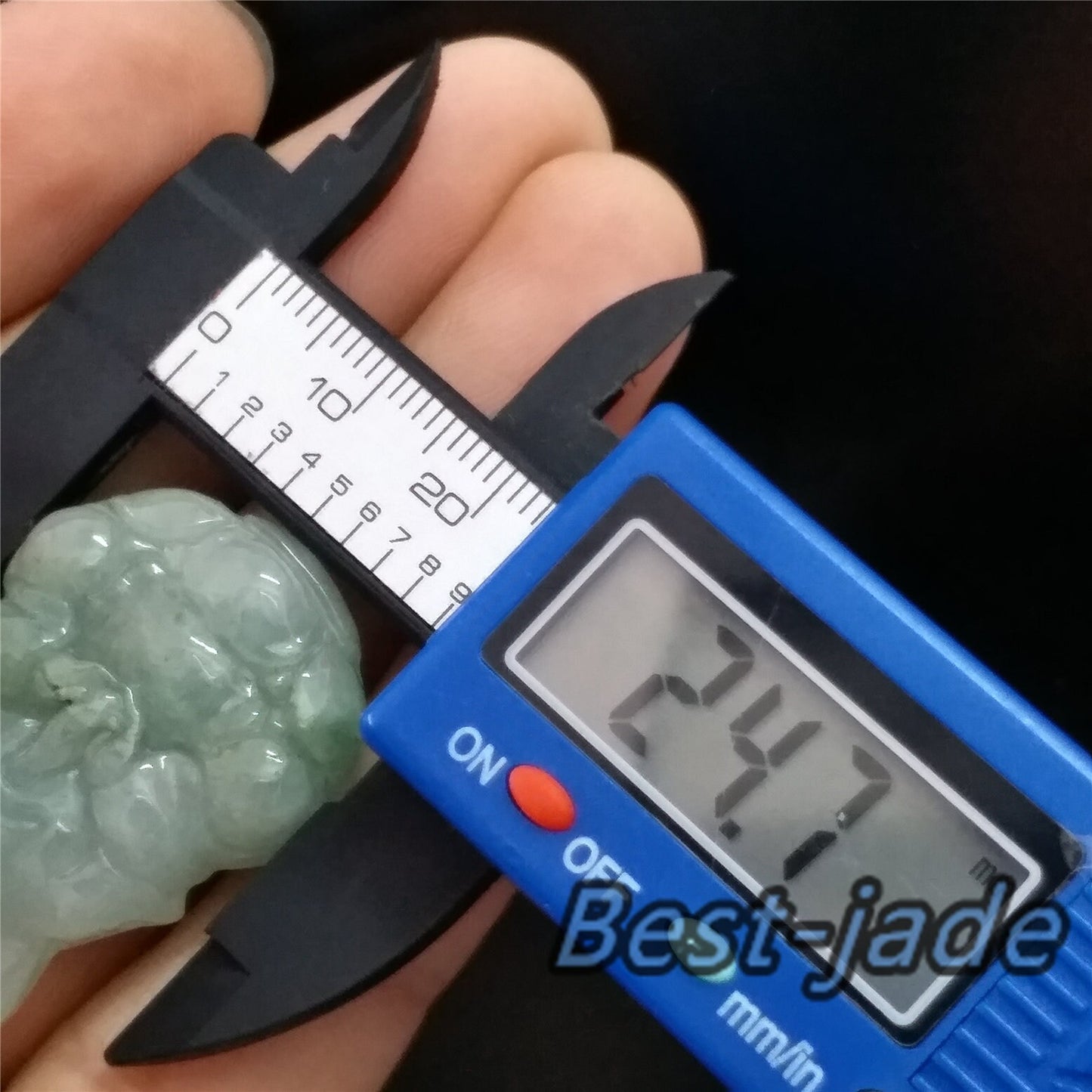 Guanyin Grade A Jade Natural Green Burma Jadeite Beads Hand Carved KWAN YIN Lady pendant Gemstone Type A Jadeite 翡翠 飘花观音挂件