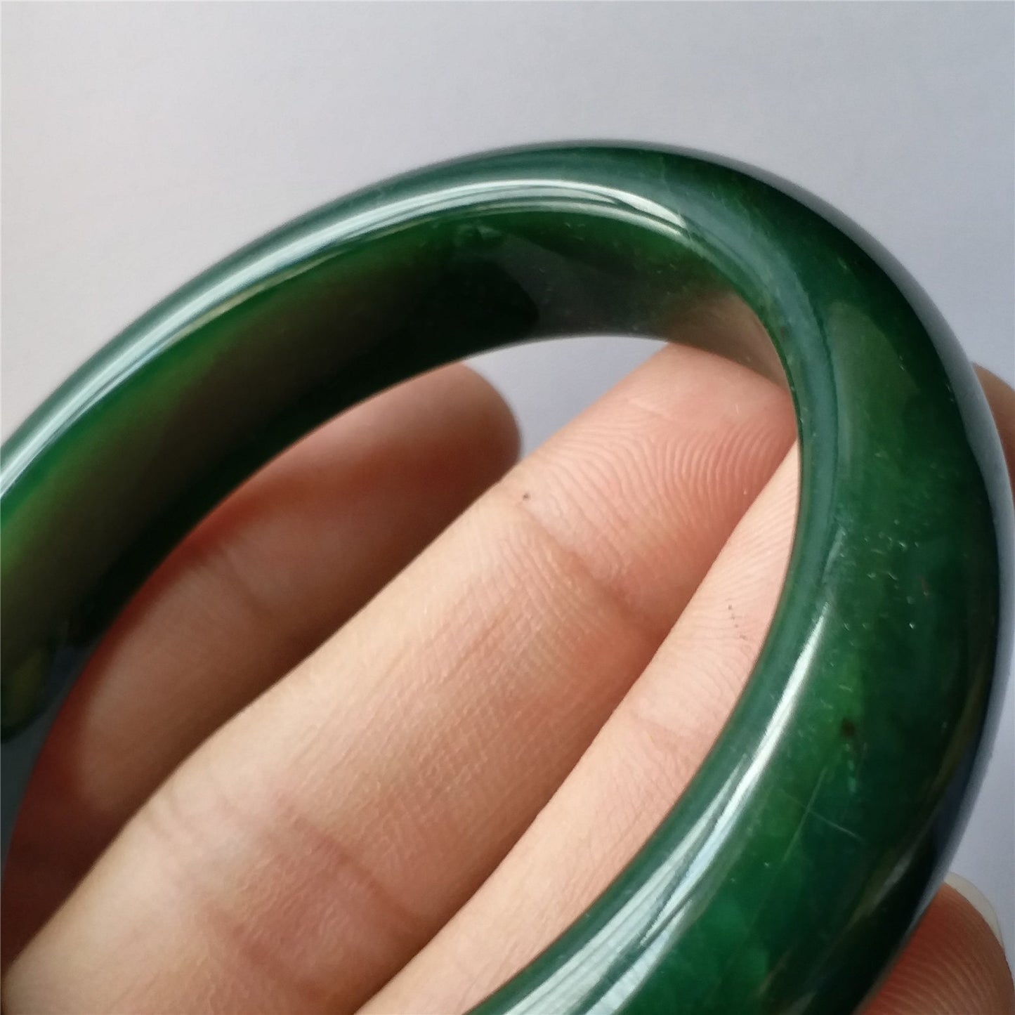 56,4 mm natürlicher Nephrit-Rundarmreif, grüner Stein, kanadischer Jade-Armband, Pounamu-Nephrit-Jade-Dame, kanadischer Jaspis BC Greenstone 014