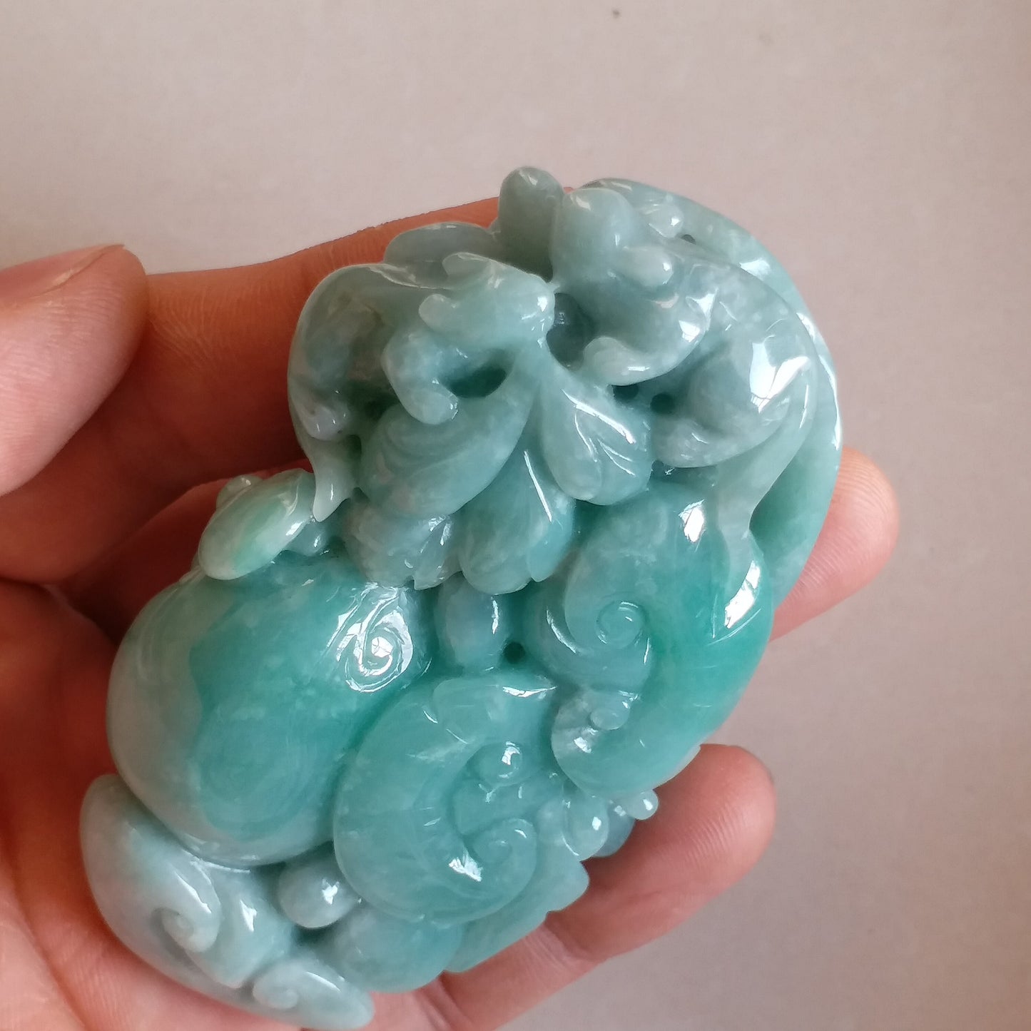 Squirrel Hand pieces Massage Good polishing Hand craved Natural Grade A Green Jade Burman Jadeite BEADS Pendant Gemstone Hanging A stone 手把件