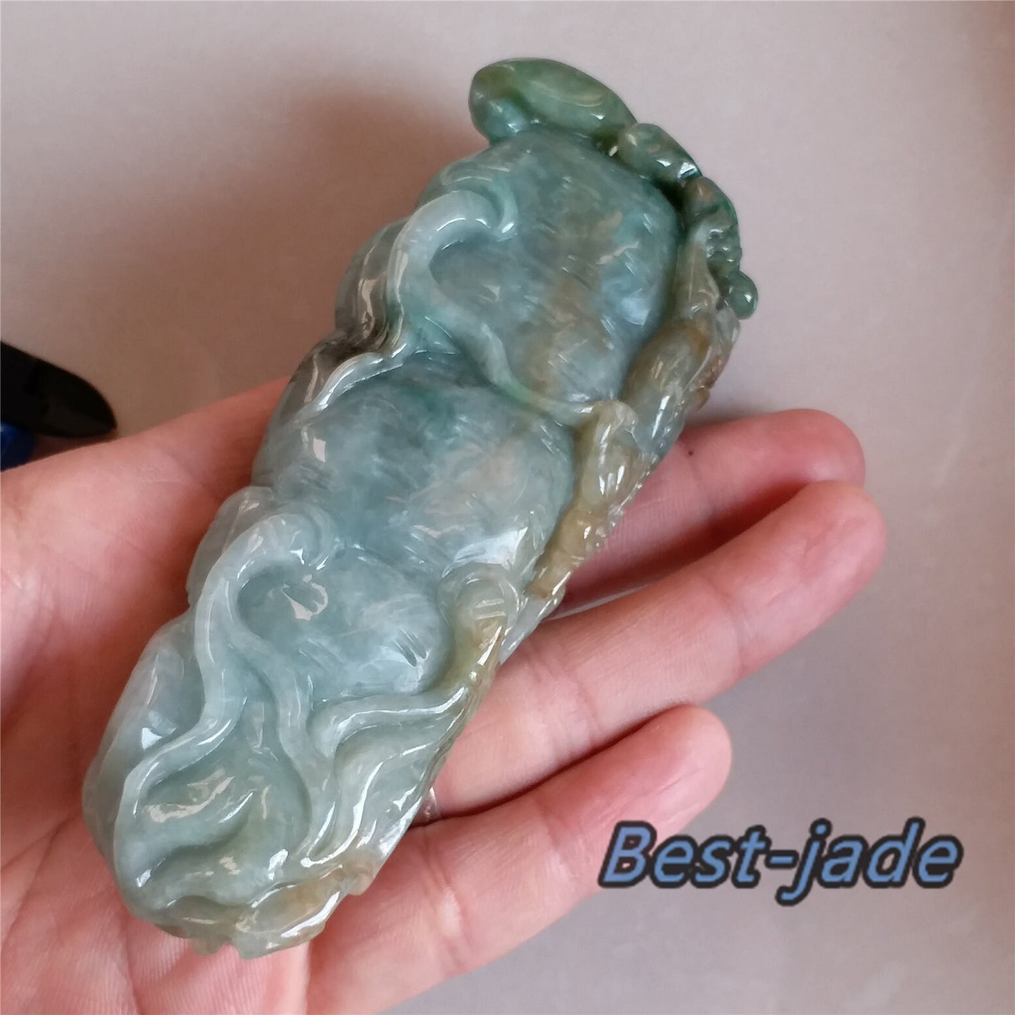 Ginseng Hand pieces Massage three color Natural Grade A Green Jade Burman Jadeite BEADS Pendant Gemstone Hanging A stone 翡翠