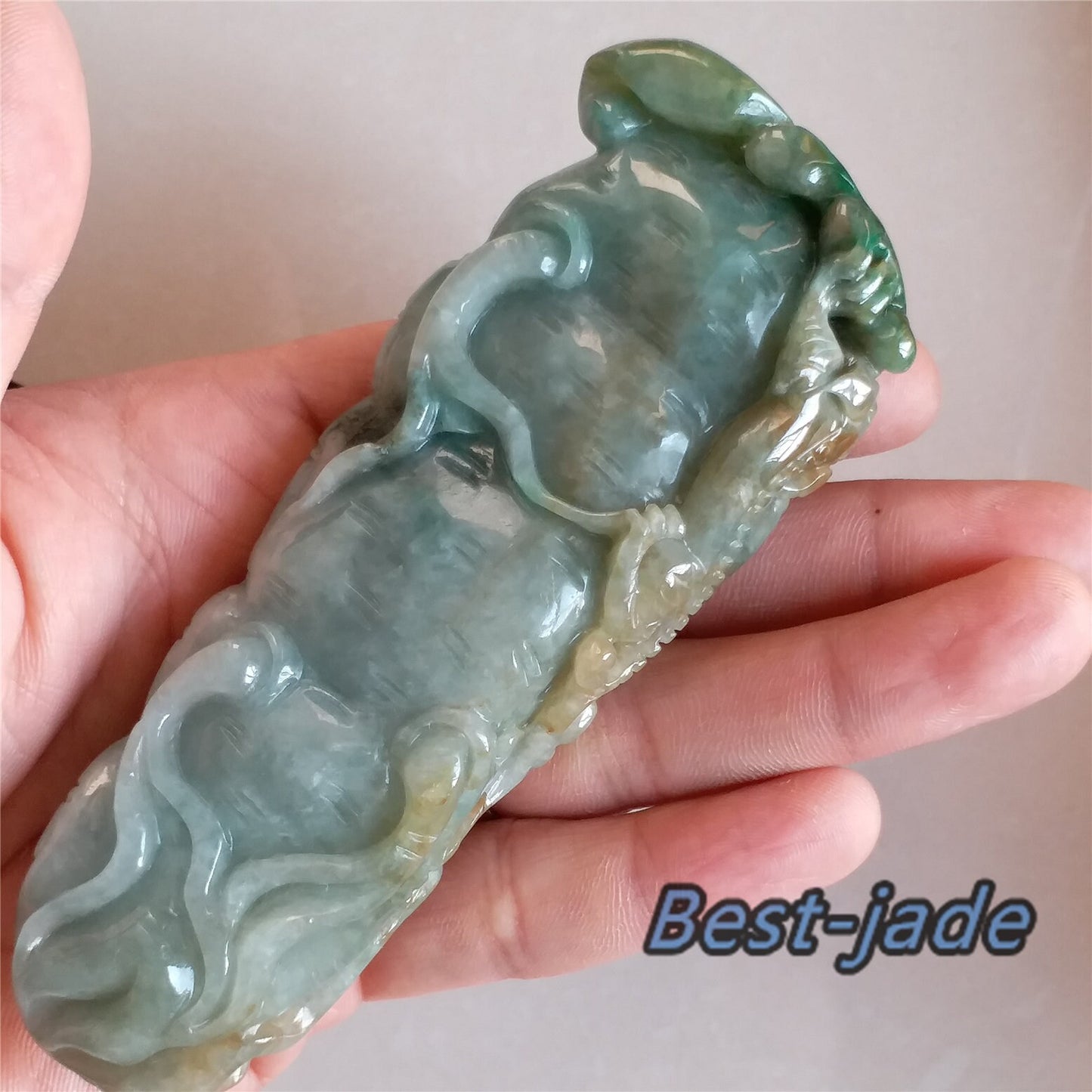 Ginseng Hand pieces Massage three color Natural Grade A Green Jade Burman Jadeite BEADS Pendant Gemstone Hanging A stone 翡翠