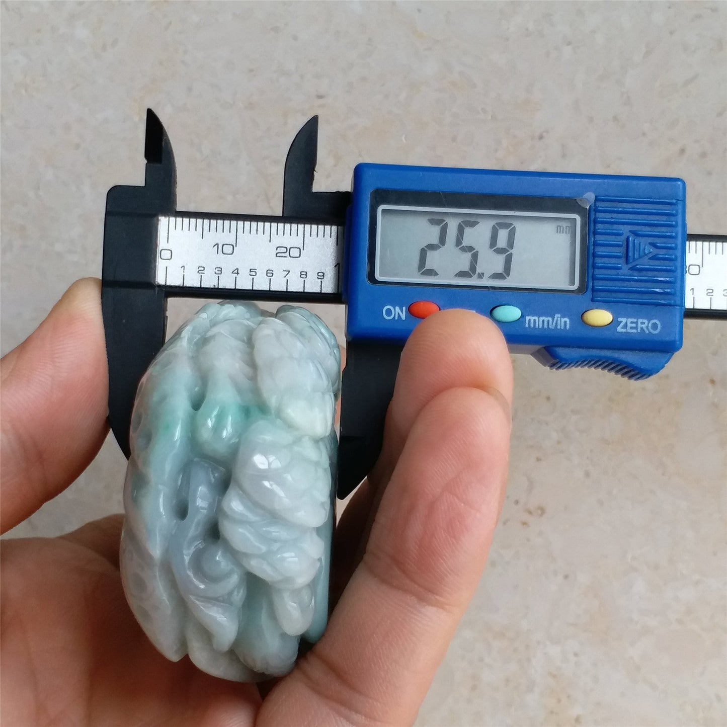 Natura Ice Green Frog Hand held Massage Burma Jadeite Grade A Jade A stone 翡翠A货 三角蟾手把件