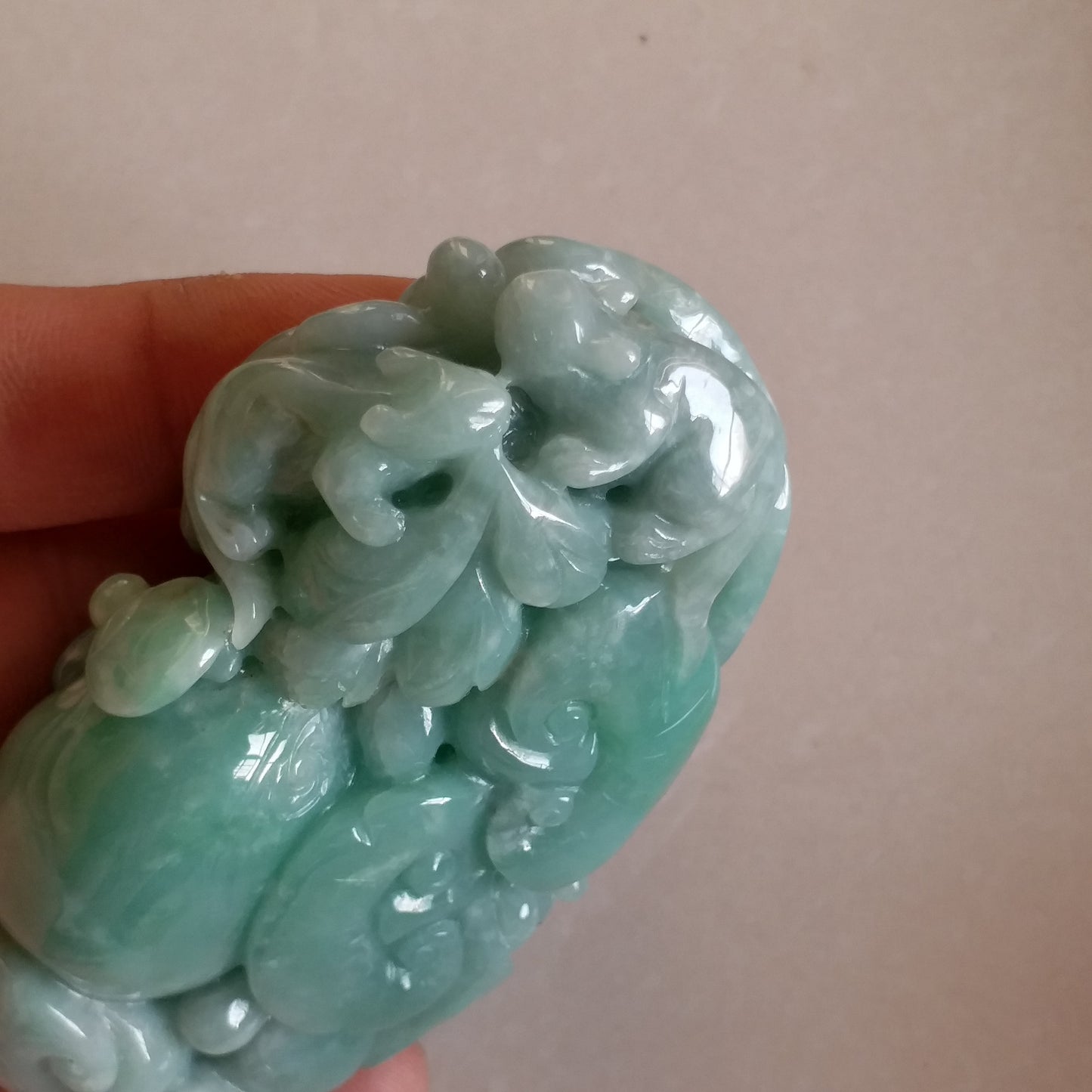 Squirrel Hand pieces Massage Good polishing Hand craved Natural Grade A Green Jade Burman Jadeite BEADS Pendant Gemstone Hanging A stone 手把件