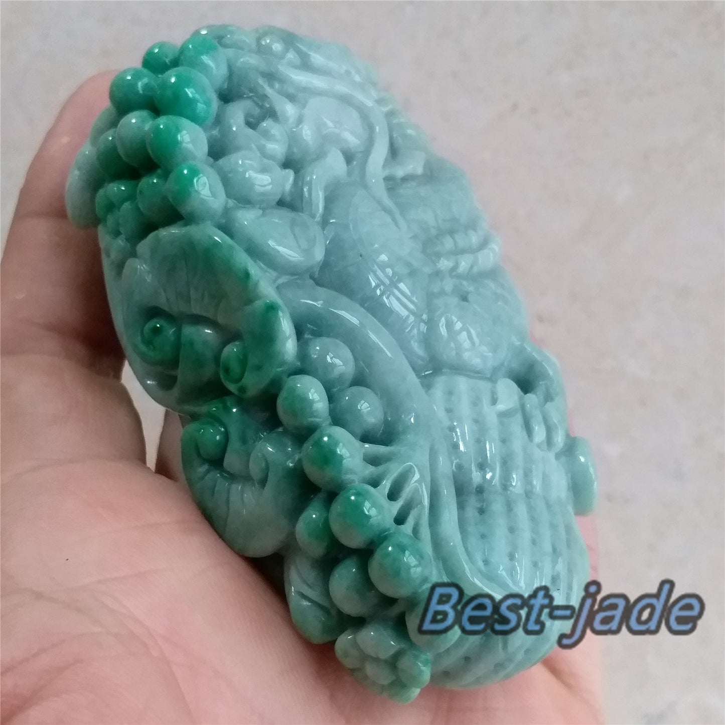 1Pair Unique Natural Green Dragon Hand held Massage Burma Jadeite Grade A Jade A stone 翡翠A货 龙腾虎跃