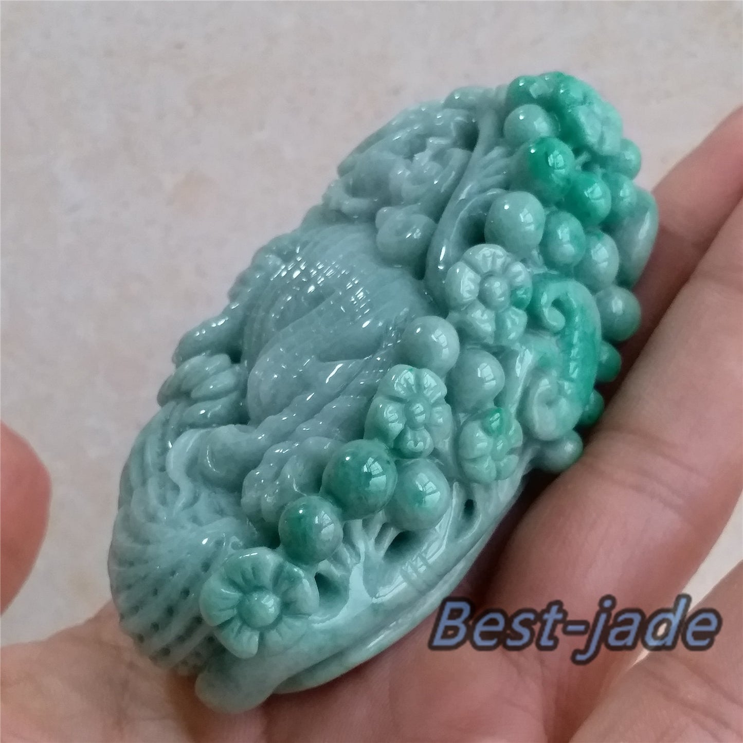 1Pair Unique Natural Green Dragon Hand held Massage Burma Jadeite Grade A Jade A stone 翡翠A货 龙腾虎跃