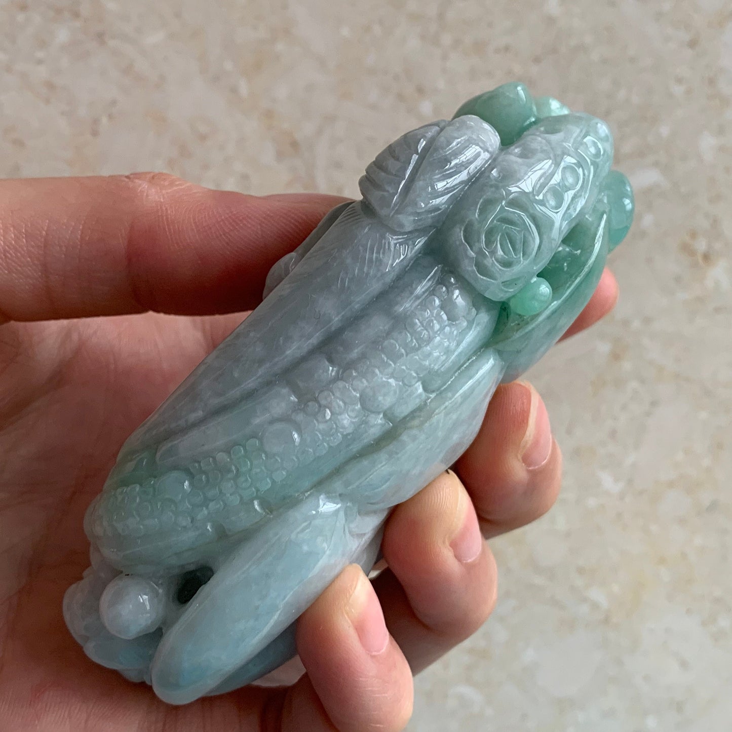 Parrot Hand held Massage Good polishing Hand craved Natural Grade A Green Jade Burman Jadeite BEADS Pendant Gemstone Hanging A stone 翡翠A货