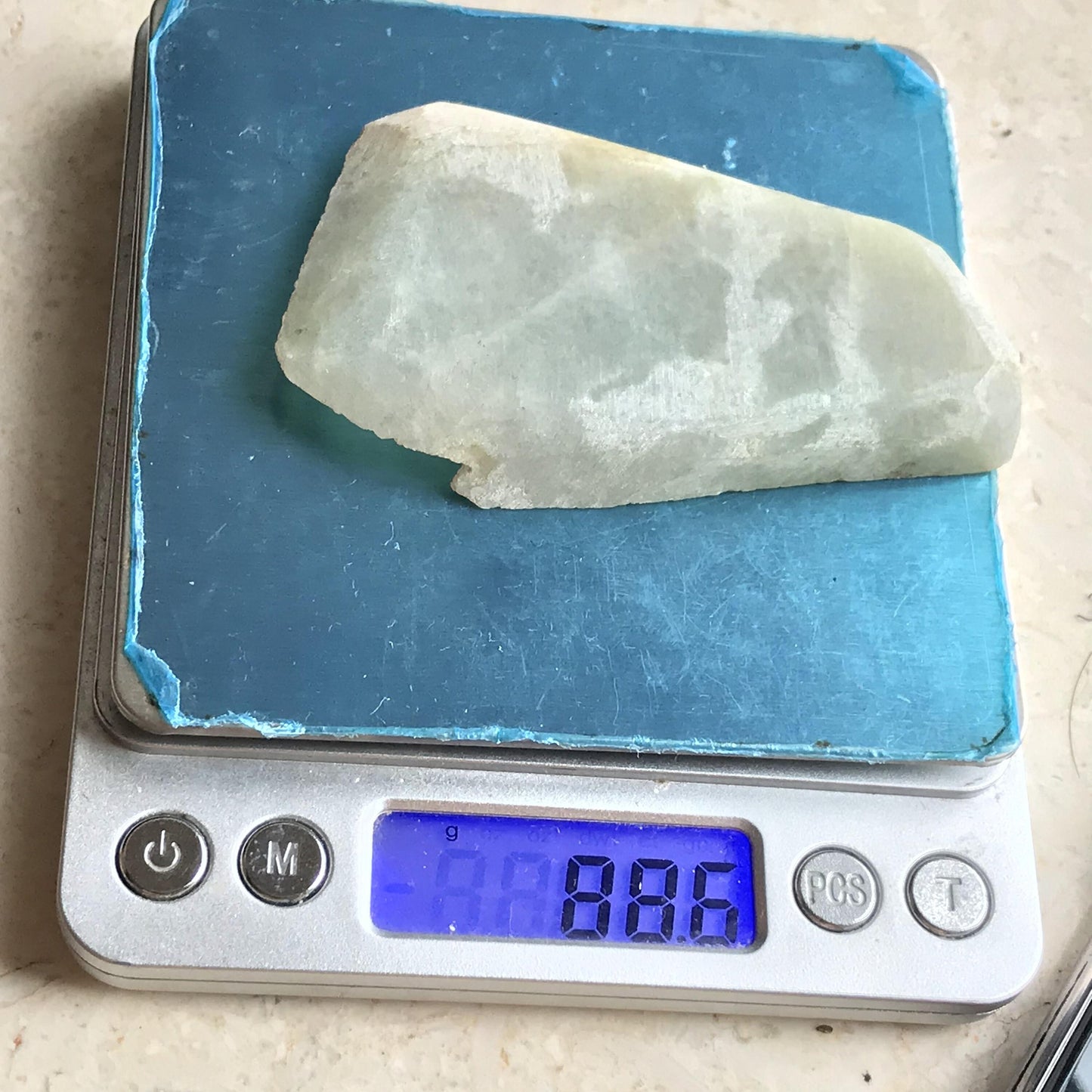 88.6g Natural Jadeite Green Raw stone Burmese Grade A jade preform Rough Burma Jade Type A Burma jadeite Design Pendant 翡翠A货 糯种料 056