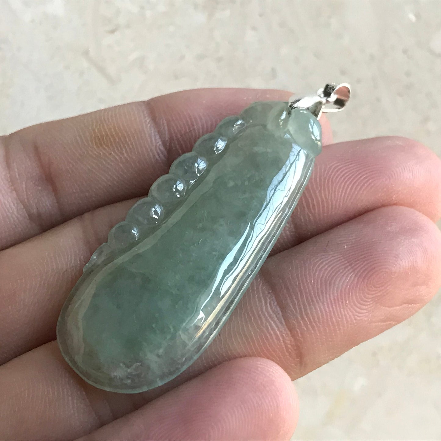 Ice Grade A Jadeite Natural Green Burma jade Lady pendant with 925 Silver clasp Lady necklace Type A stone 豆色冰种翡翠A货