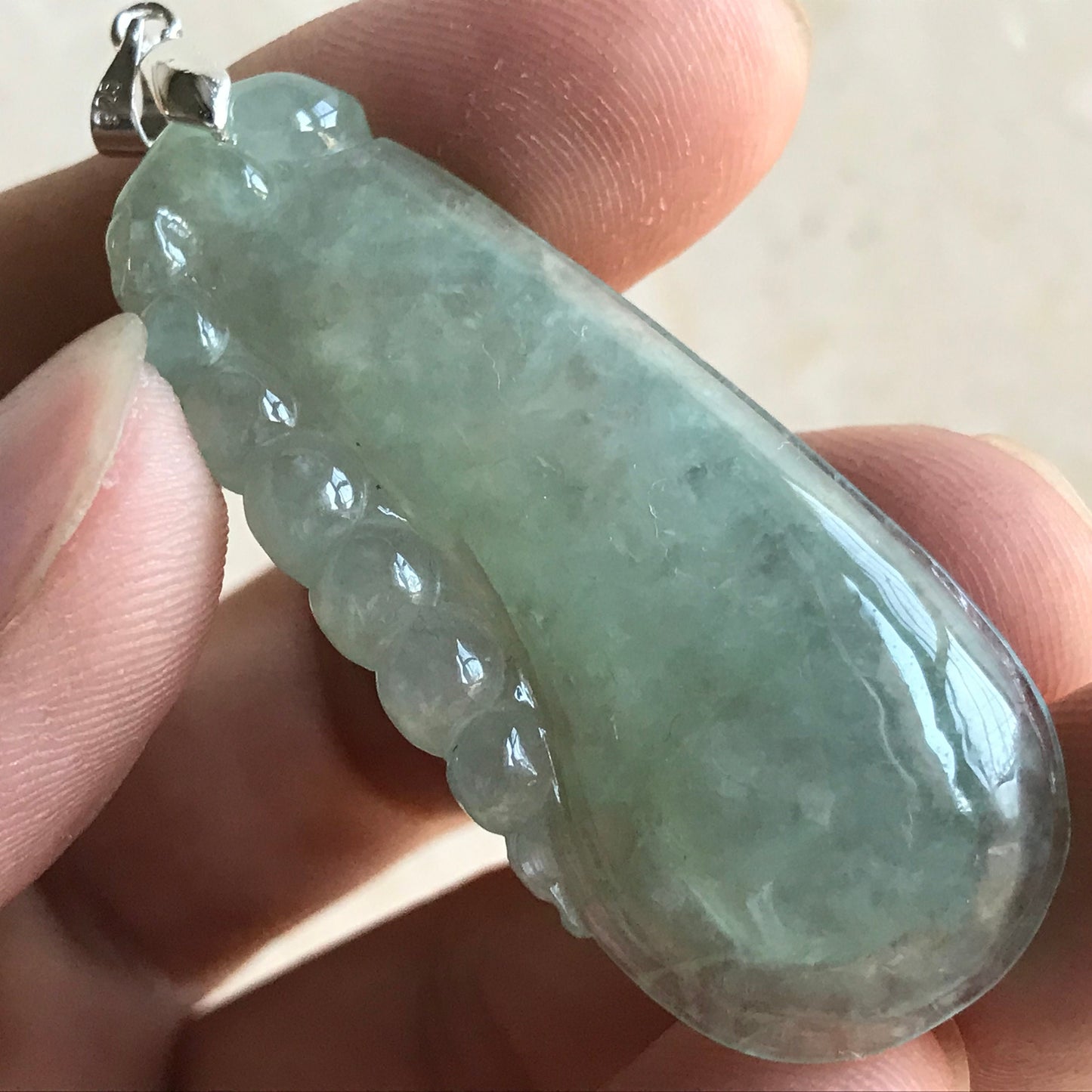 Ice Grade A Jadeite Natural Green Burma jade Lady pendant with 925 Silver clasp Lady necklace Type A stone 豆色冰种翡翠A货