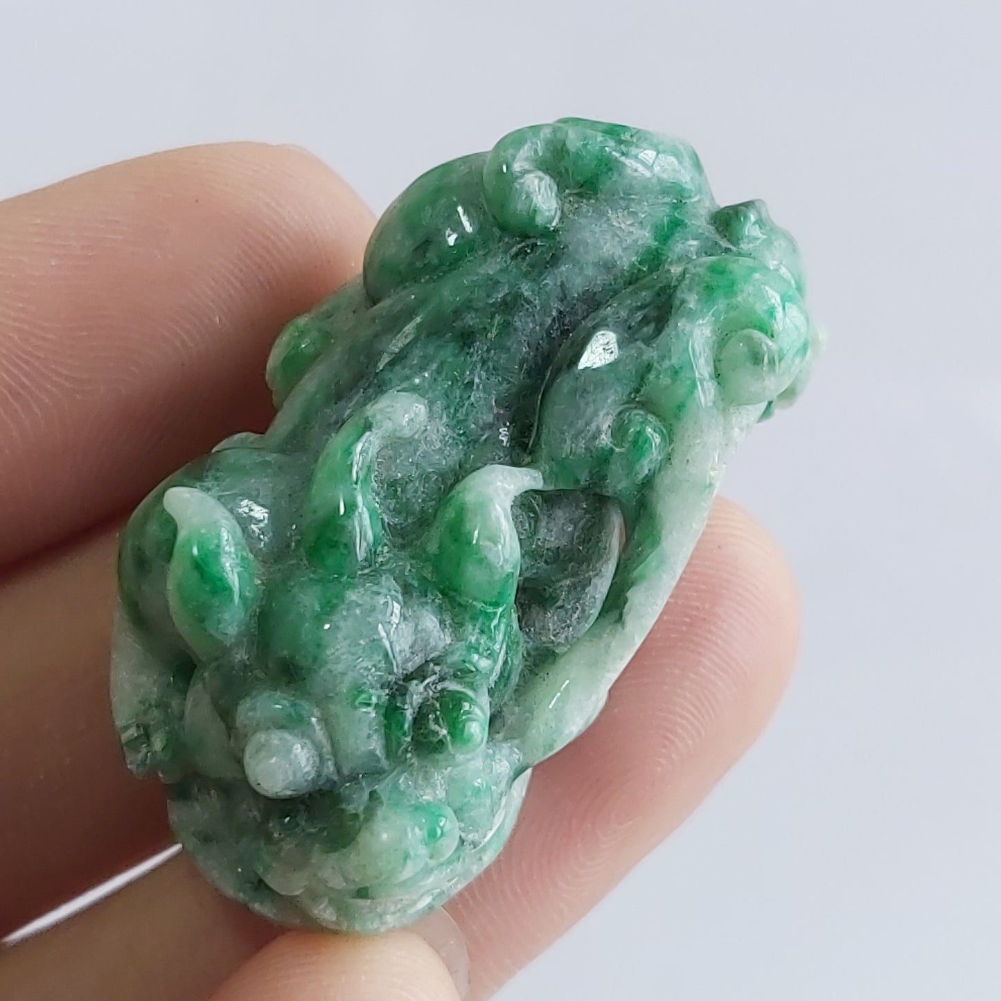 Vintage Pixiu Natural ICE Grade A Jadeite Green Burma jade Lady pendant 天然辣色翡翠A货 貔貅