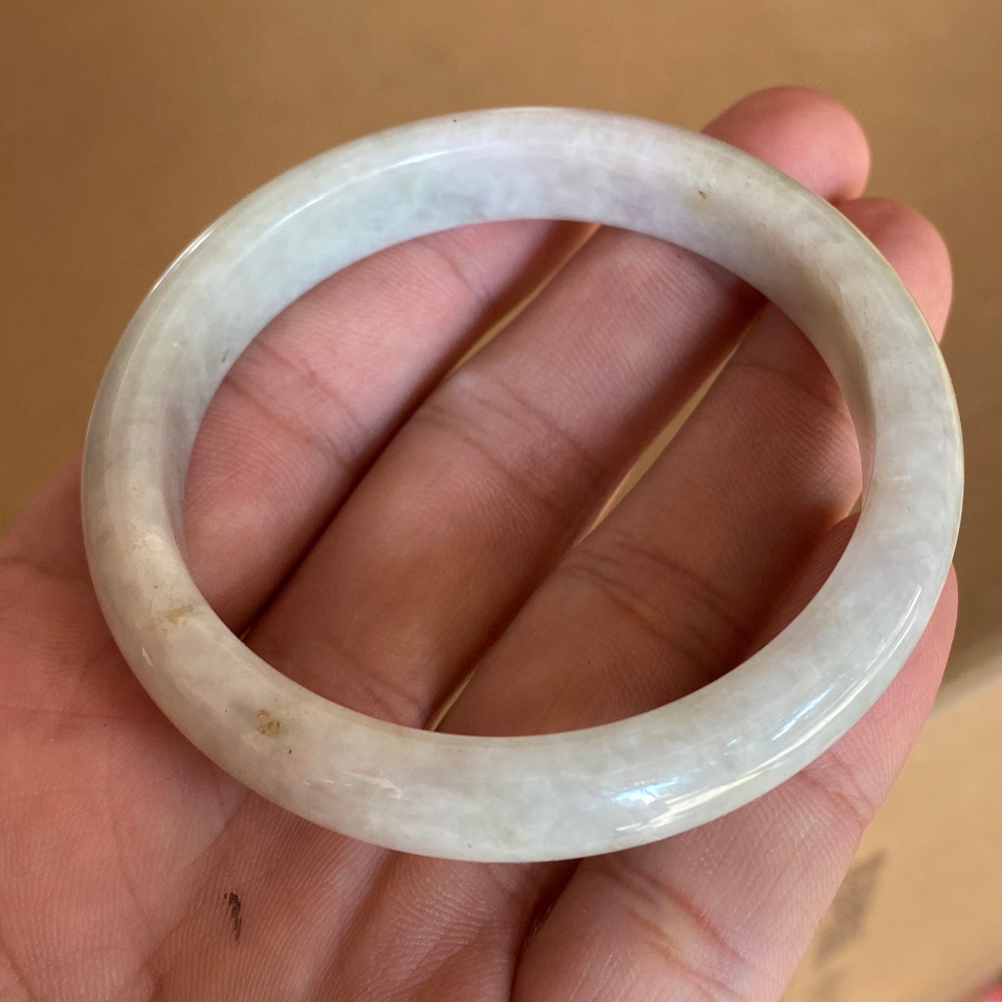 57,5 mm Jade der Güteklasse A, natürlicher grüner runder Armreif, Damenarmband aus Myanmar-Jadeit, eisgrüner Stein vom Typ A, kleiner weiblicher Armreif für Frauen