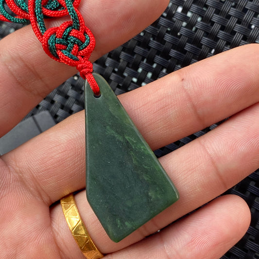 Real green nephrite Necklace Greenstone Maori Style Greenstone Canadian jade Pounamu pendnat children lady gift NZ stone